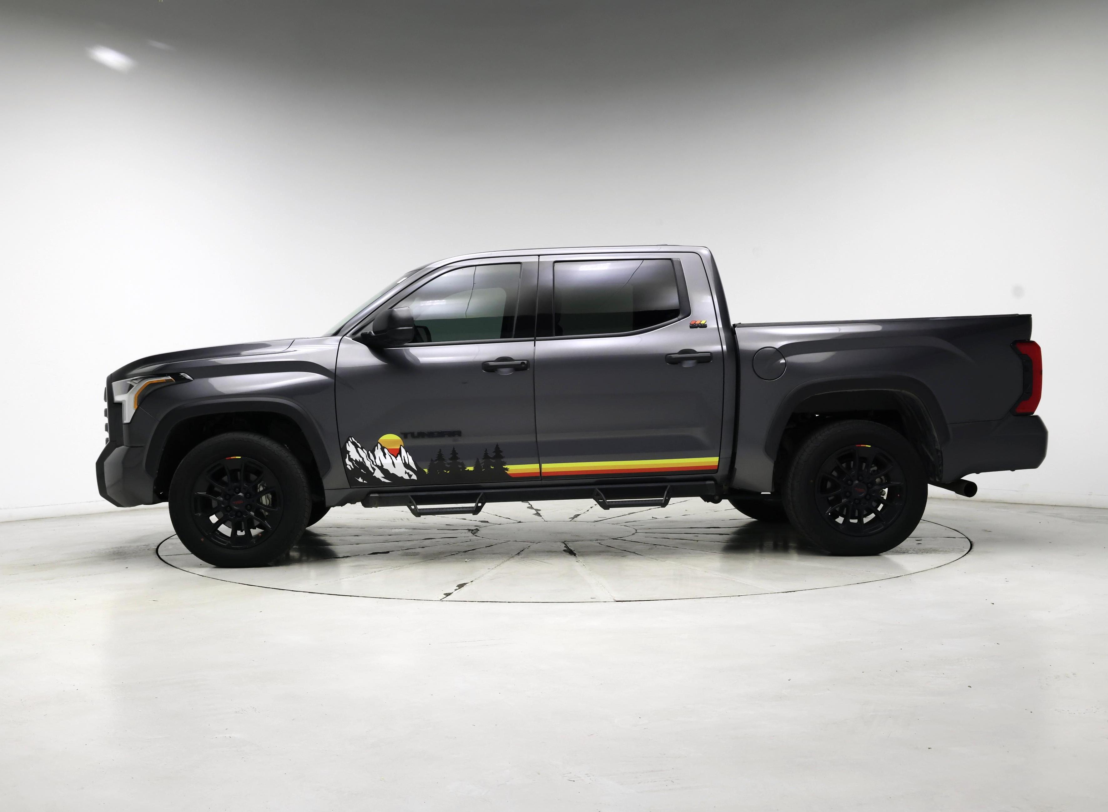 Thumbnail: 2022 Toyota Tundra - 3