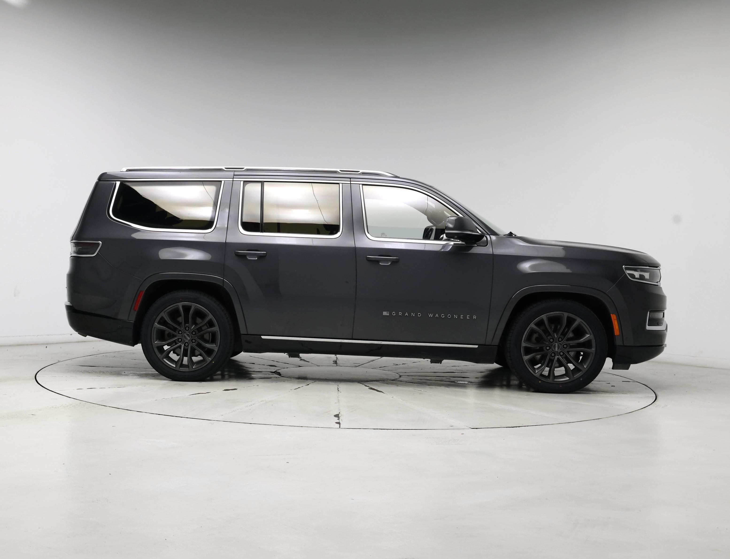 Thumbnail: 2022 Jeep Grand Wagoneer - 7