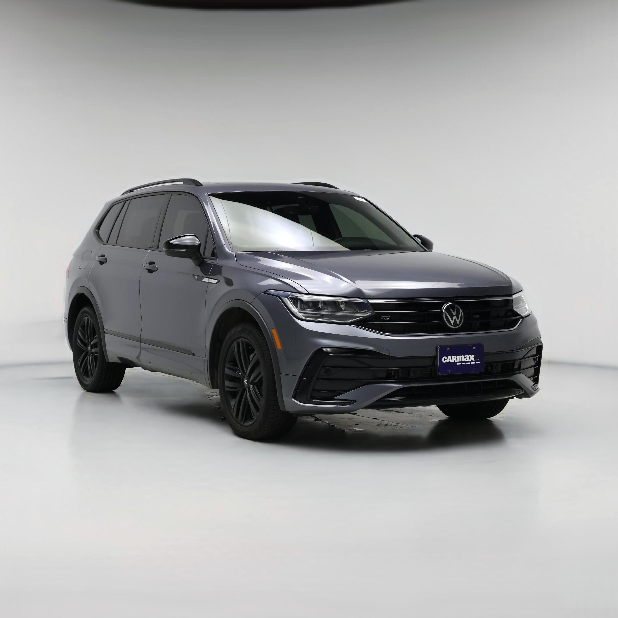 Thumbnail: 2022 Volkswagen Tiguan - 1