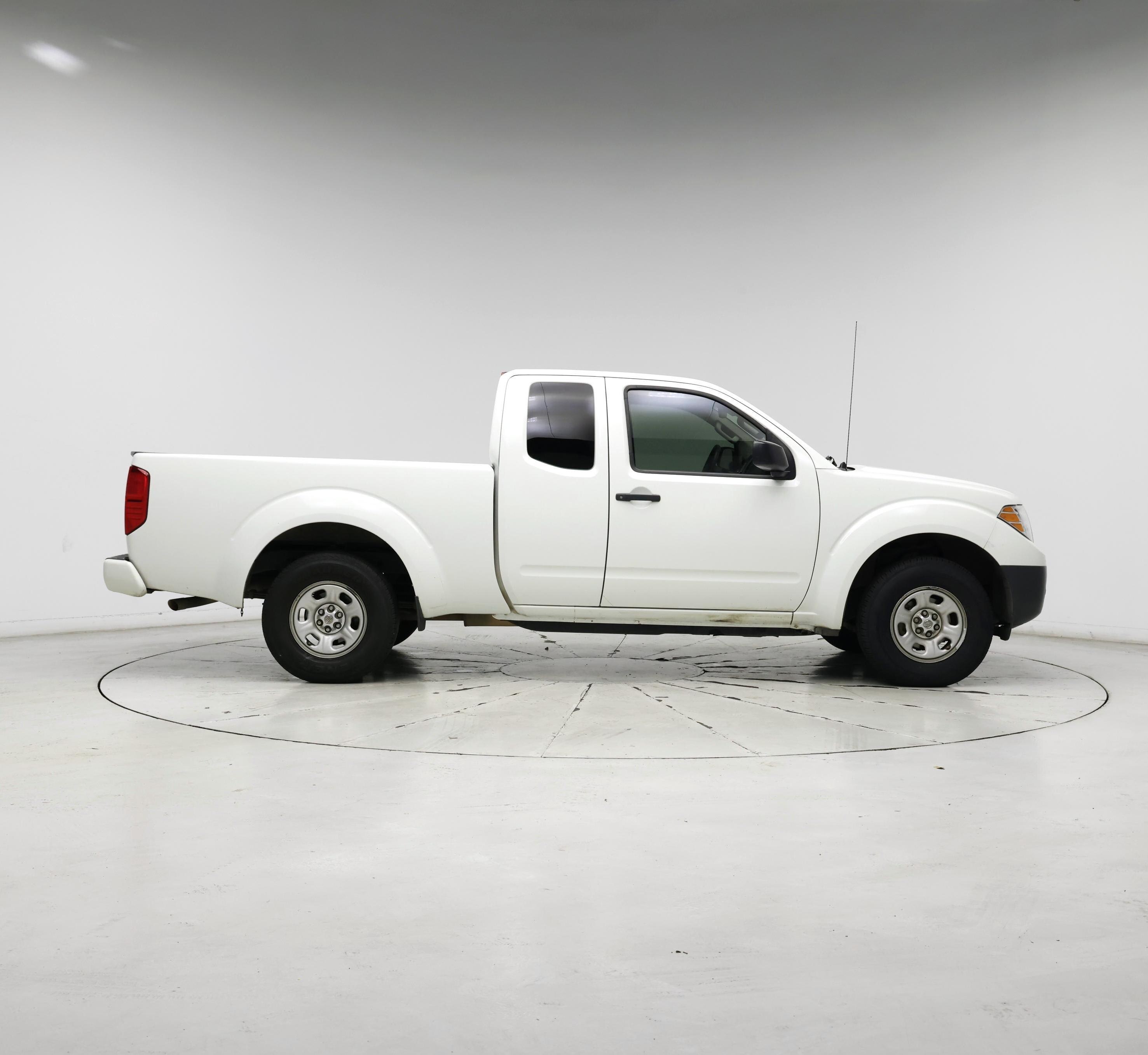 Thumbnail: 2017 Nissan Frontier - 7