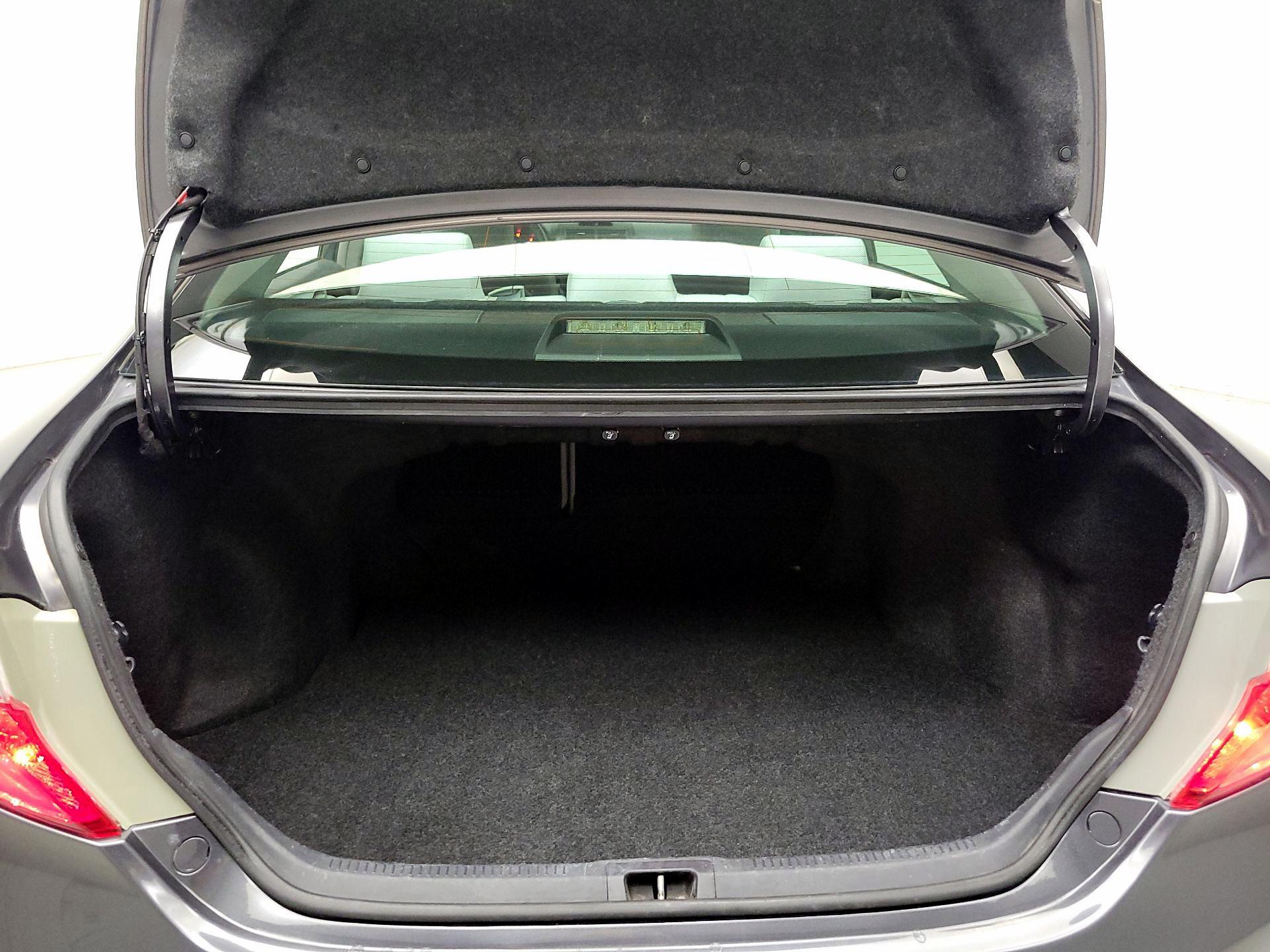 Thumbnail: 2014 Toyota Camry - 19