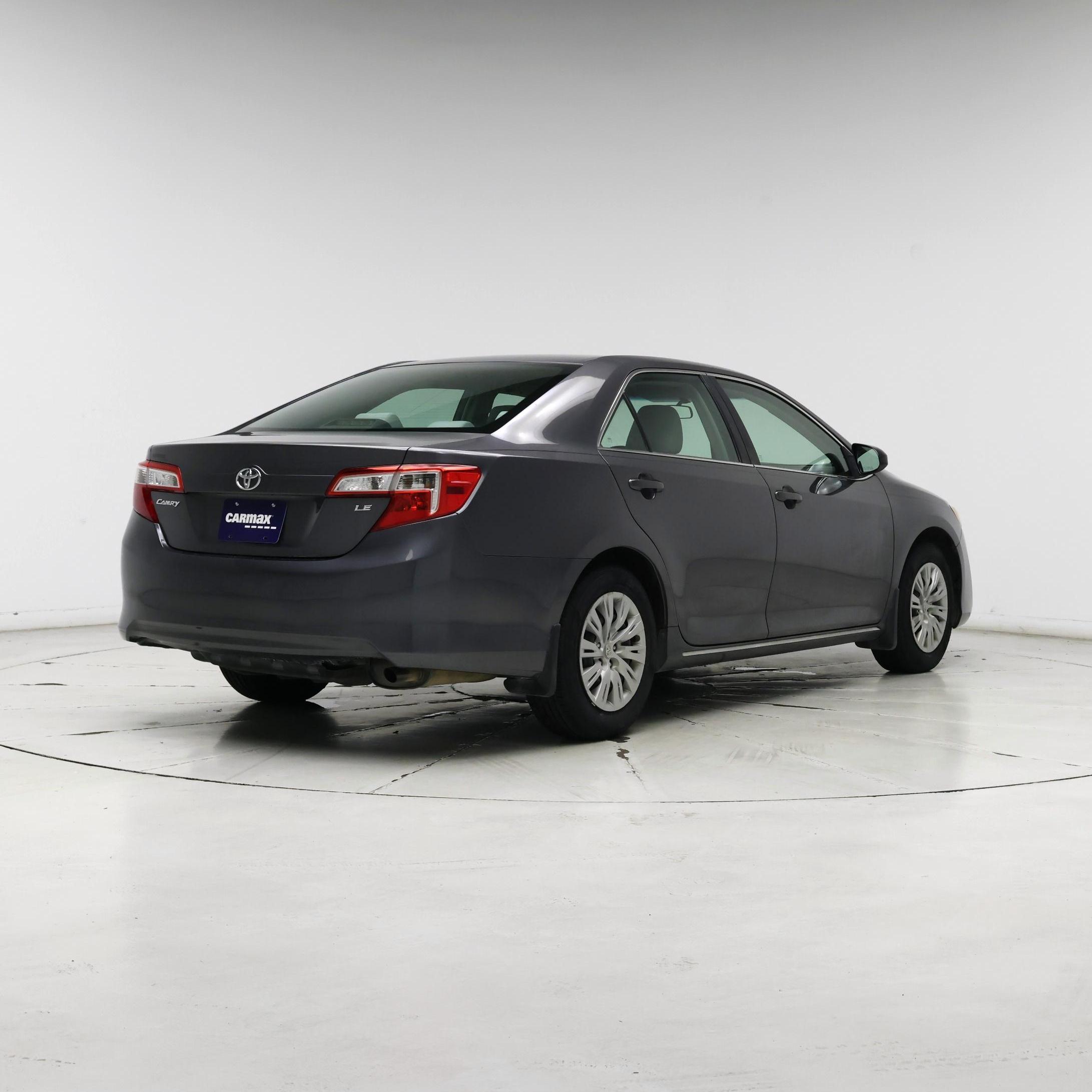 Thumbnail: 2014 Toyota Camry - 8
