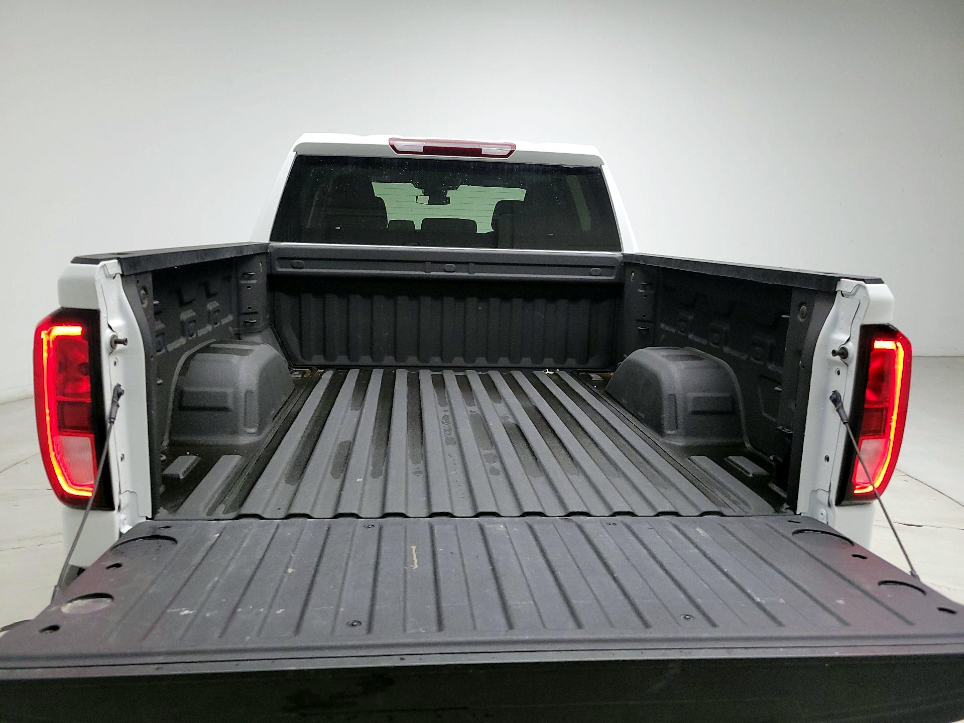 Thumbnail: 2024 GMC Sierra 1500 - 19