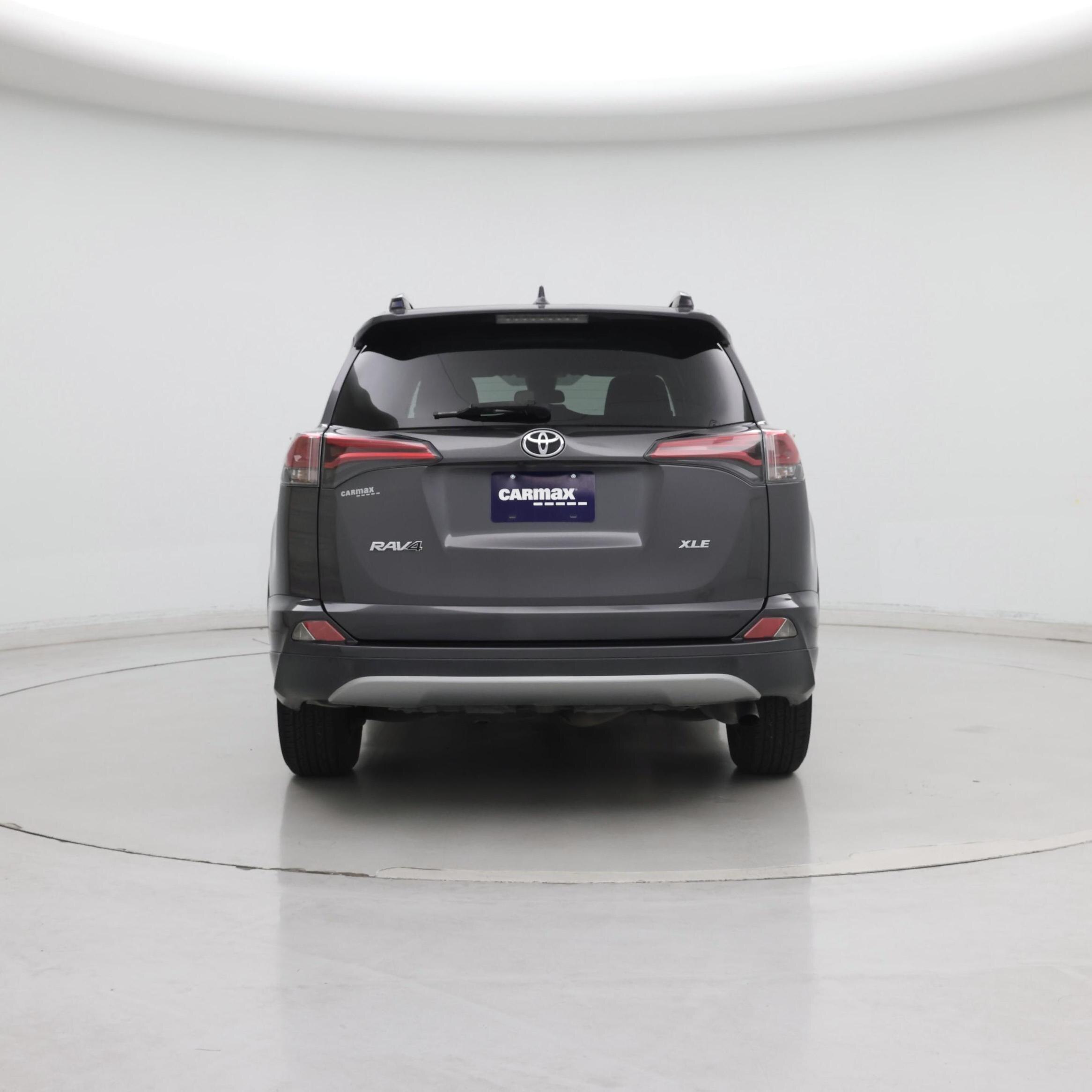 Thumbnail: 2018 Toyota RAV4 - 6