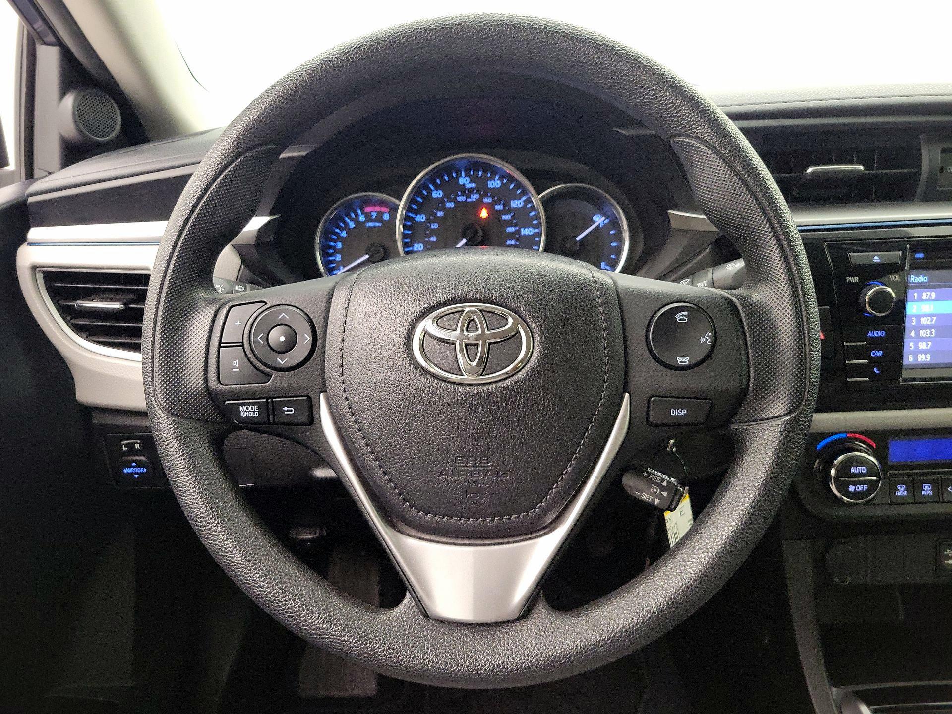 Thumbnail: 2014 Toyota Corolla - 10