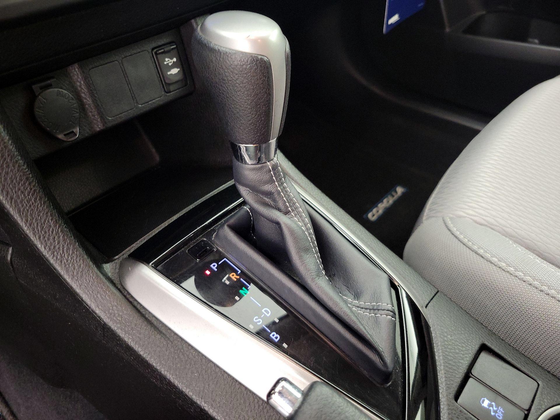 Thumbnail: 2014 Toyota Corolla - 17