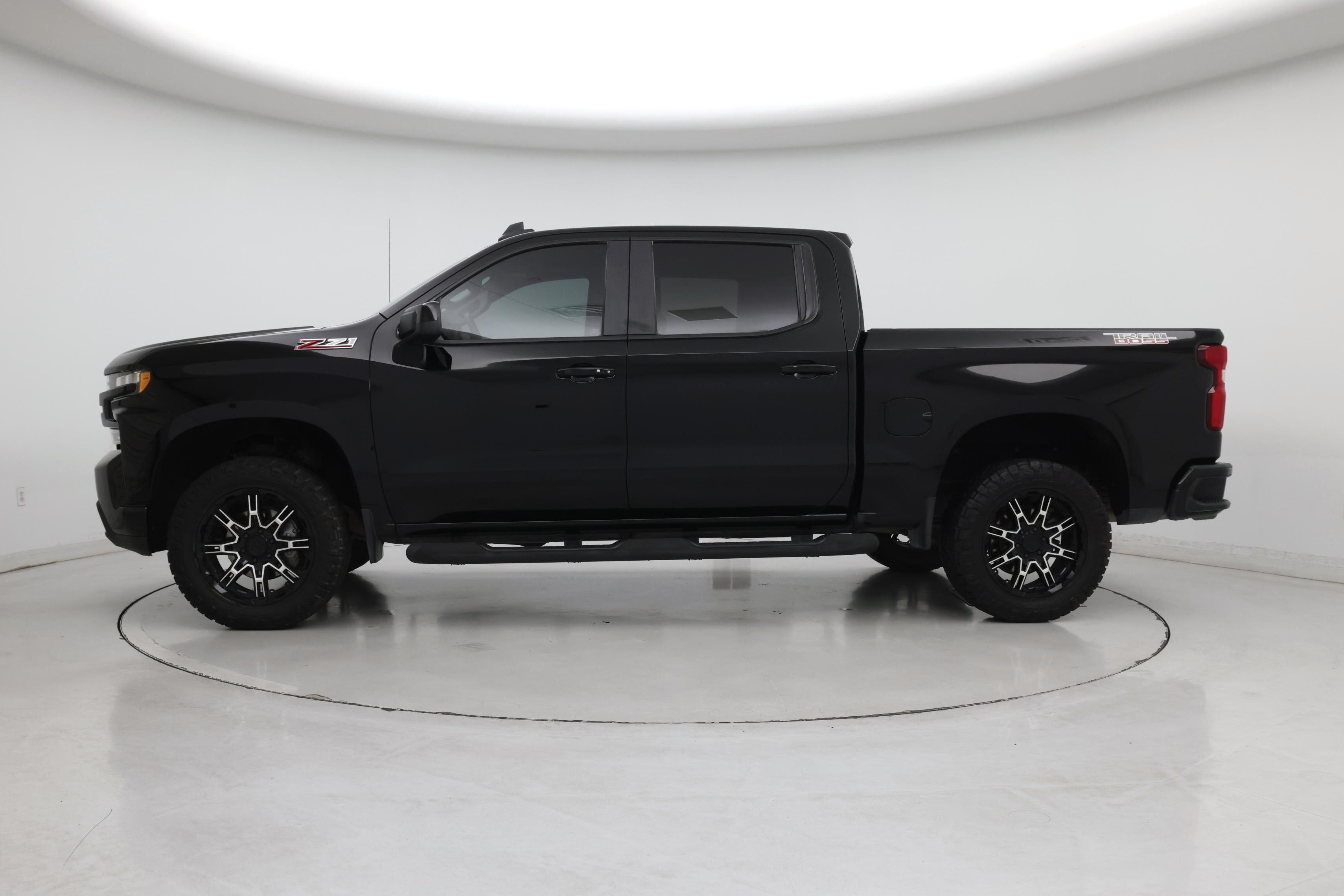 Thumbnail: 2020 Chevrolet Silverado 1500 - 3