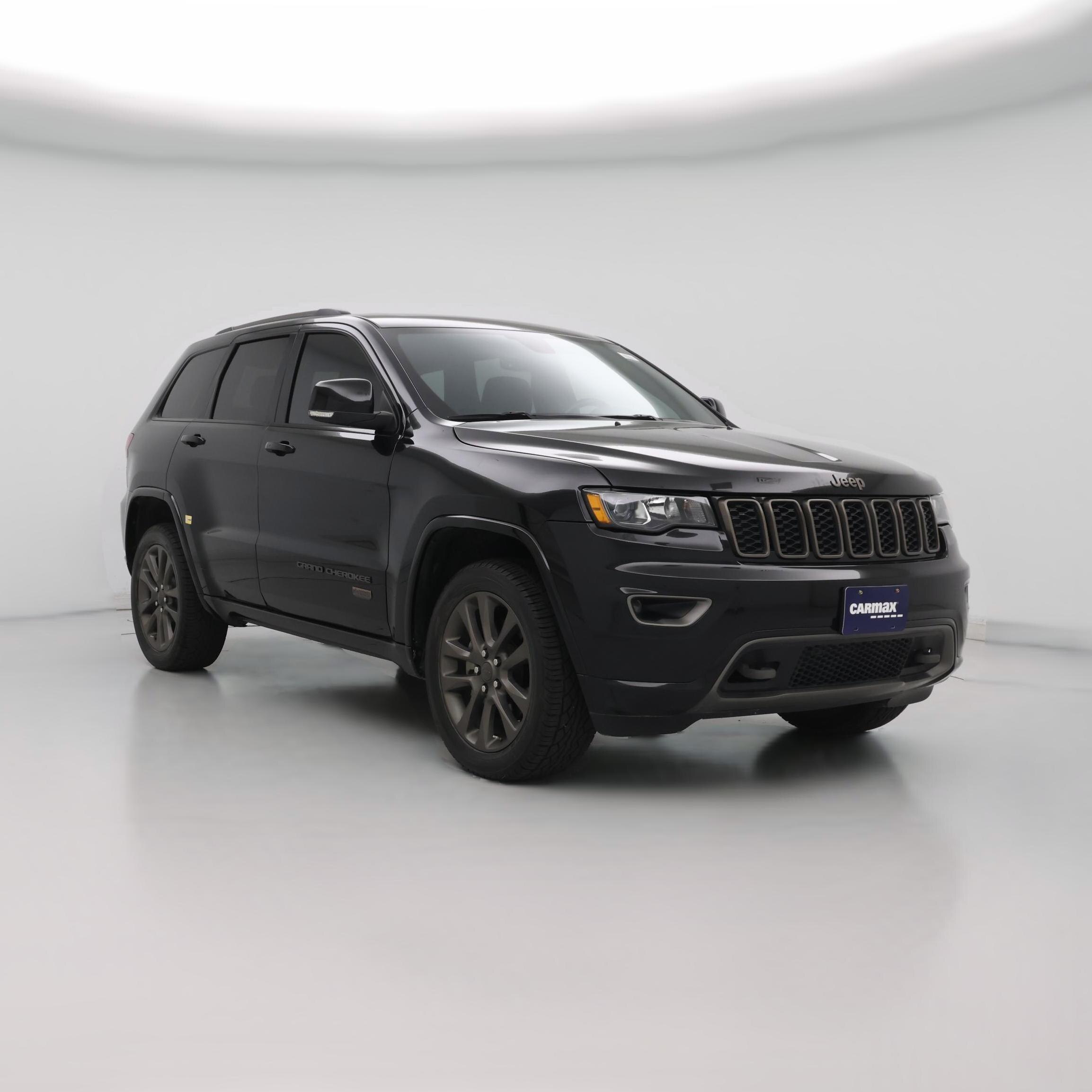 Thumbnail: 2017 Jeep Grand Cherokee - 1