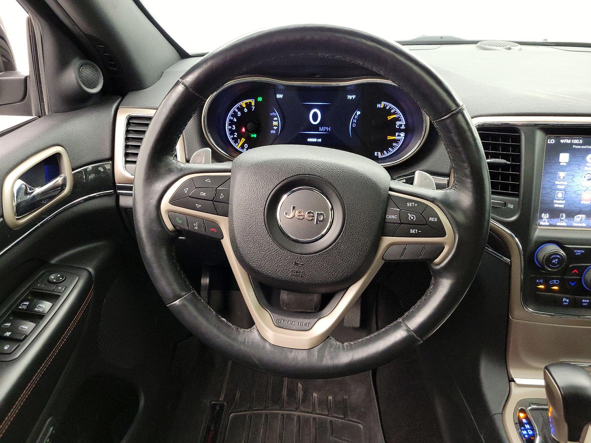 Thumbnail: 2017 Jeep Grand Cherokee - 10