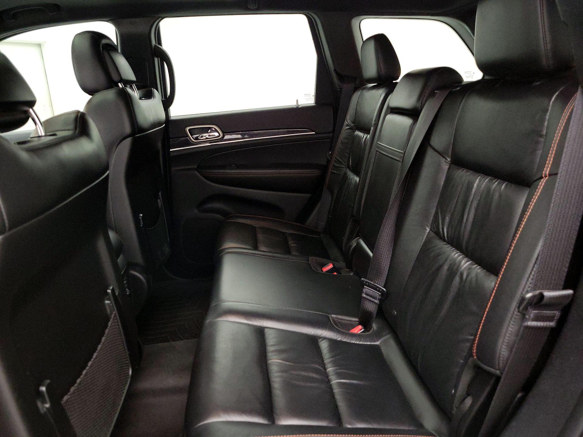 Thumbnail: 2017 Jeep Grand Cherokee - 20
