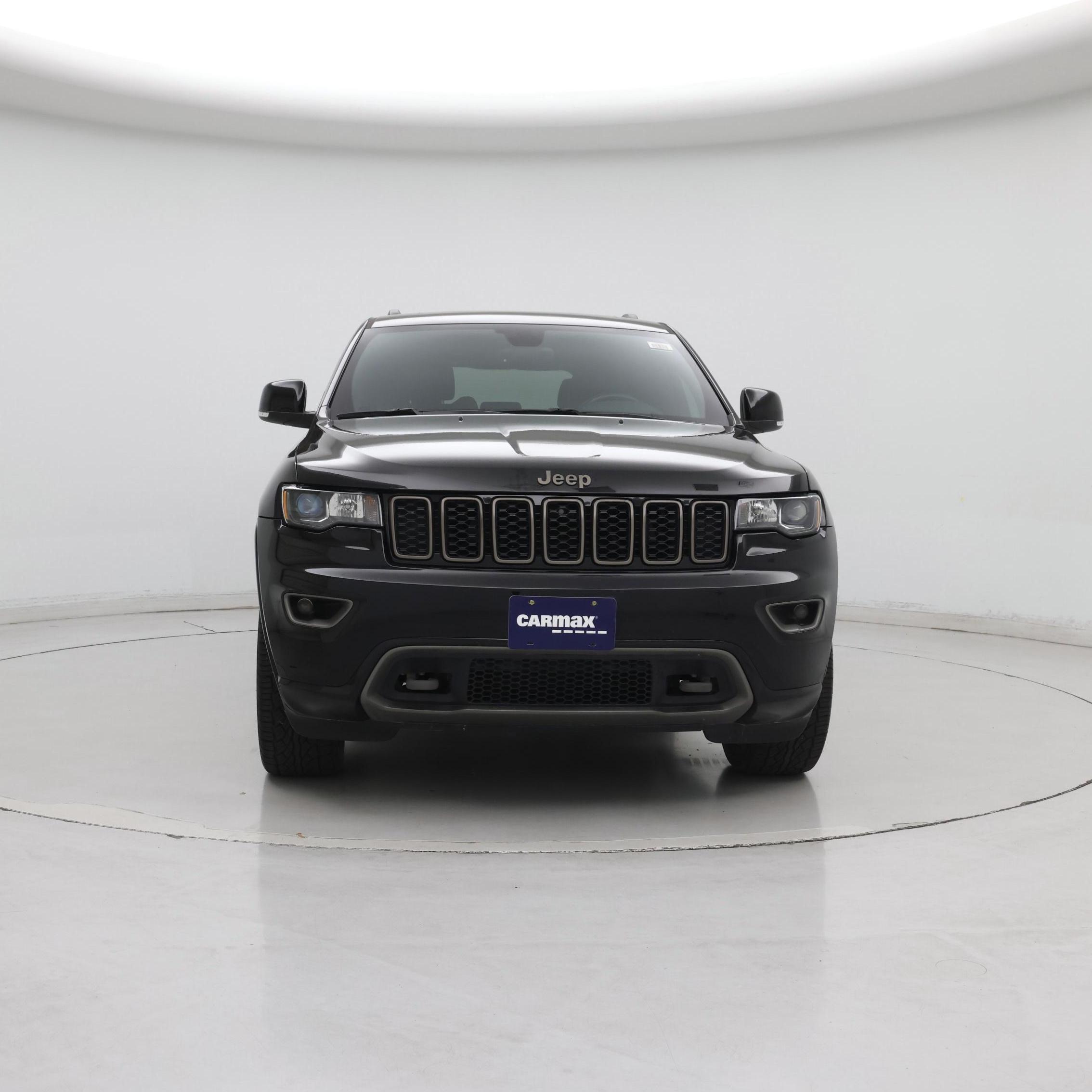 Thumbnail: 2017 Jeep Grand Cherokee - 5