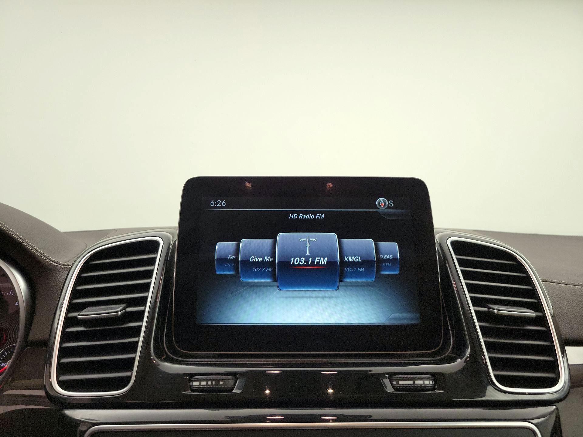 Thumbnail: 2017 Mercedes-Benz GLS - 16