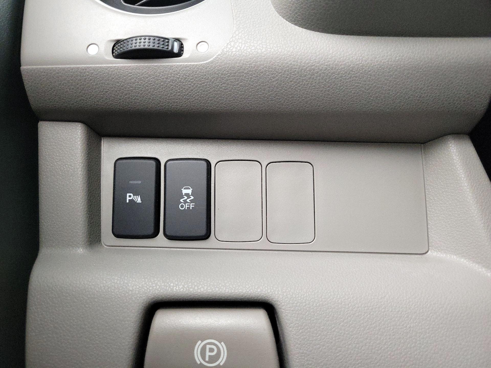 Thumbnail: 2013 Honda Pilot - 11