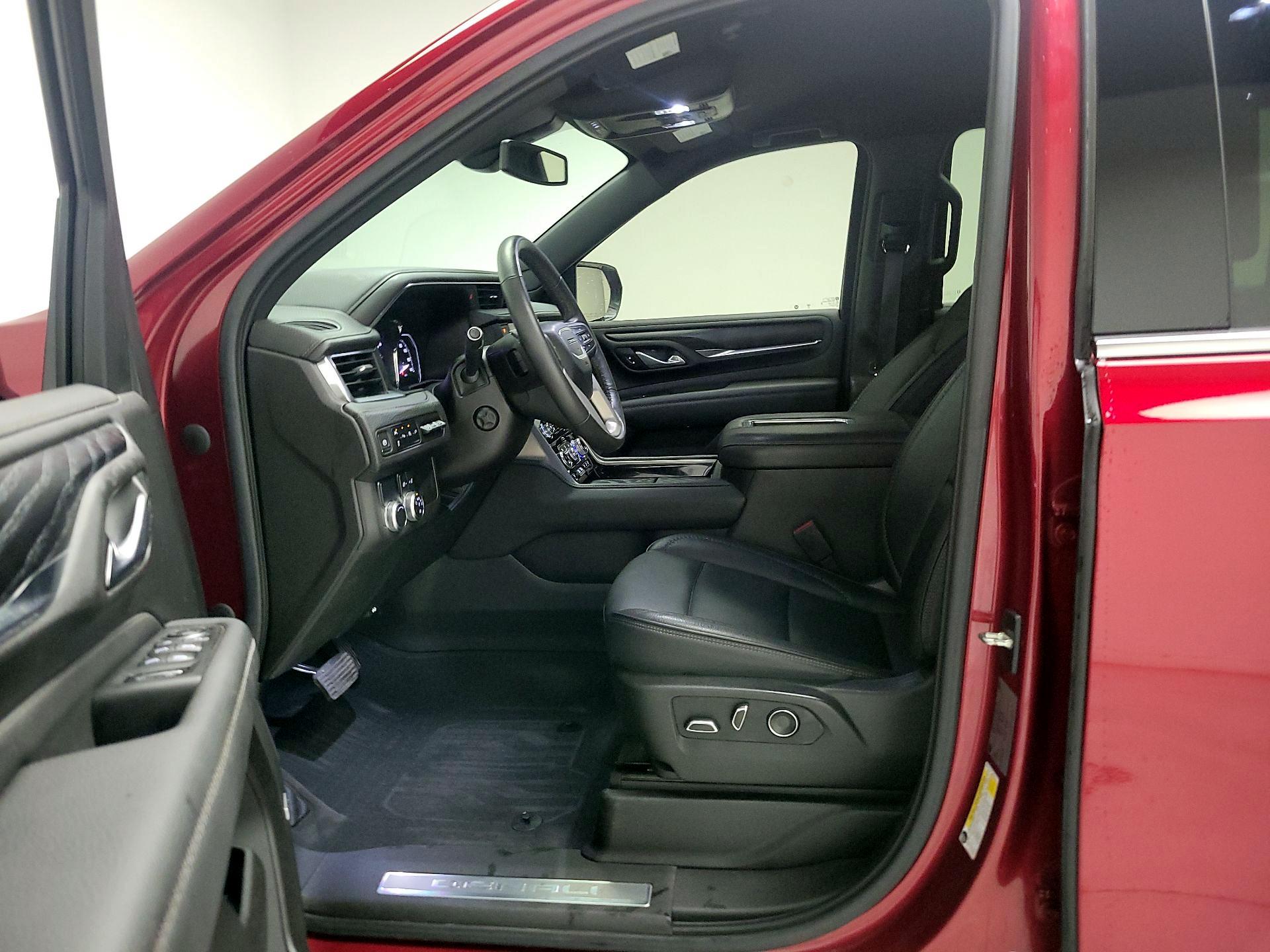 Thumbnail: 2021 GMC Yukon XL - 11
