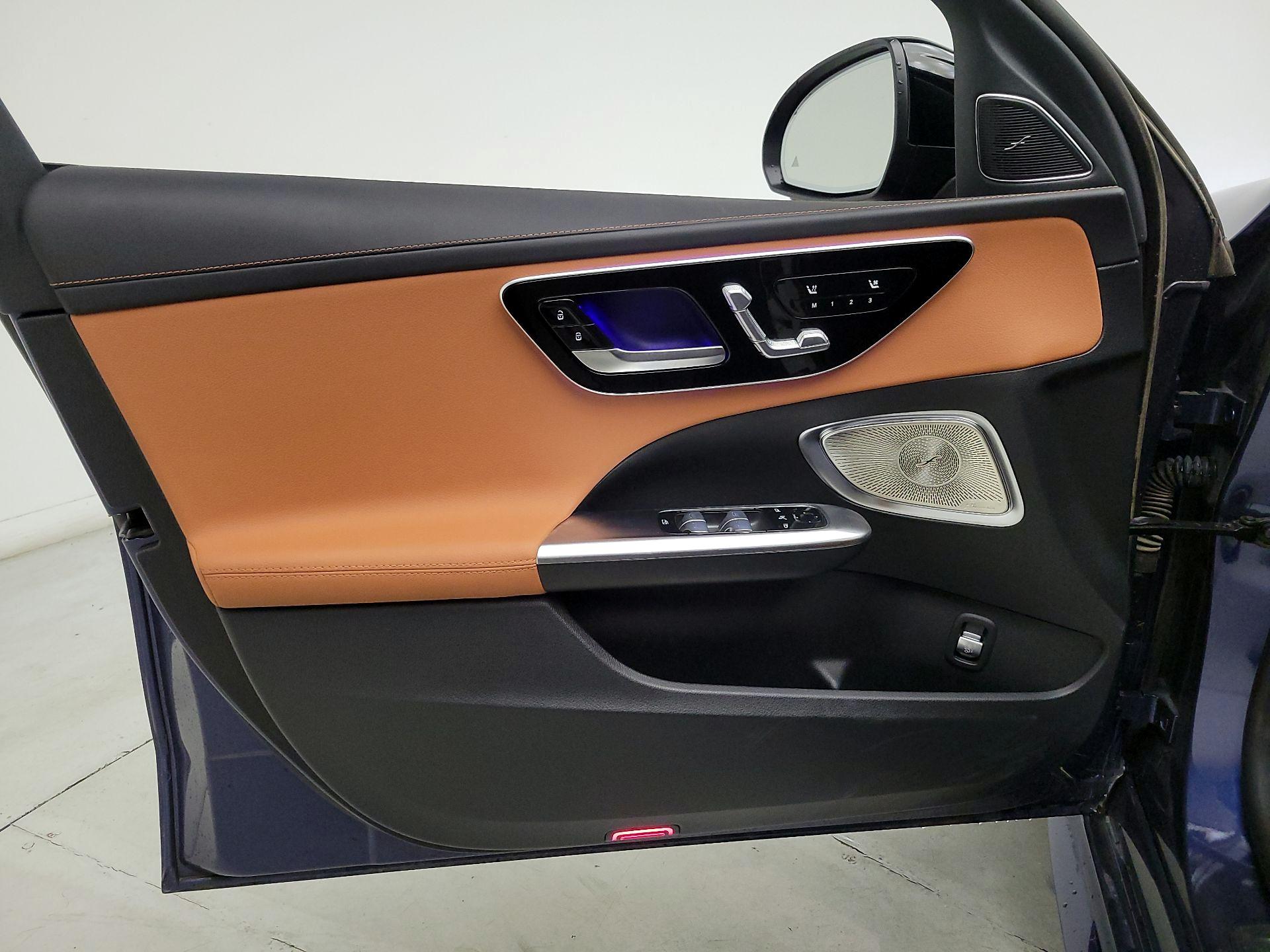 Thumbnail: 2024 Mercedes-Benz C-Class - 12
