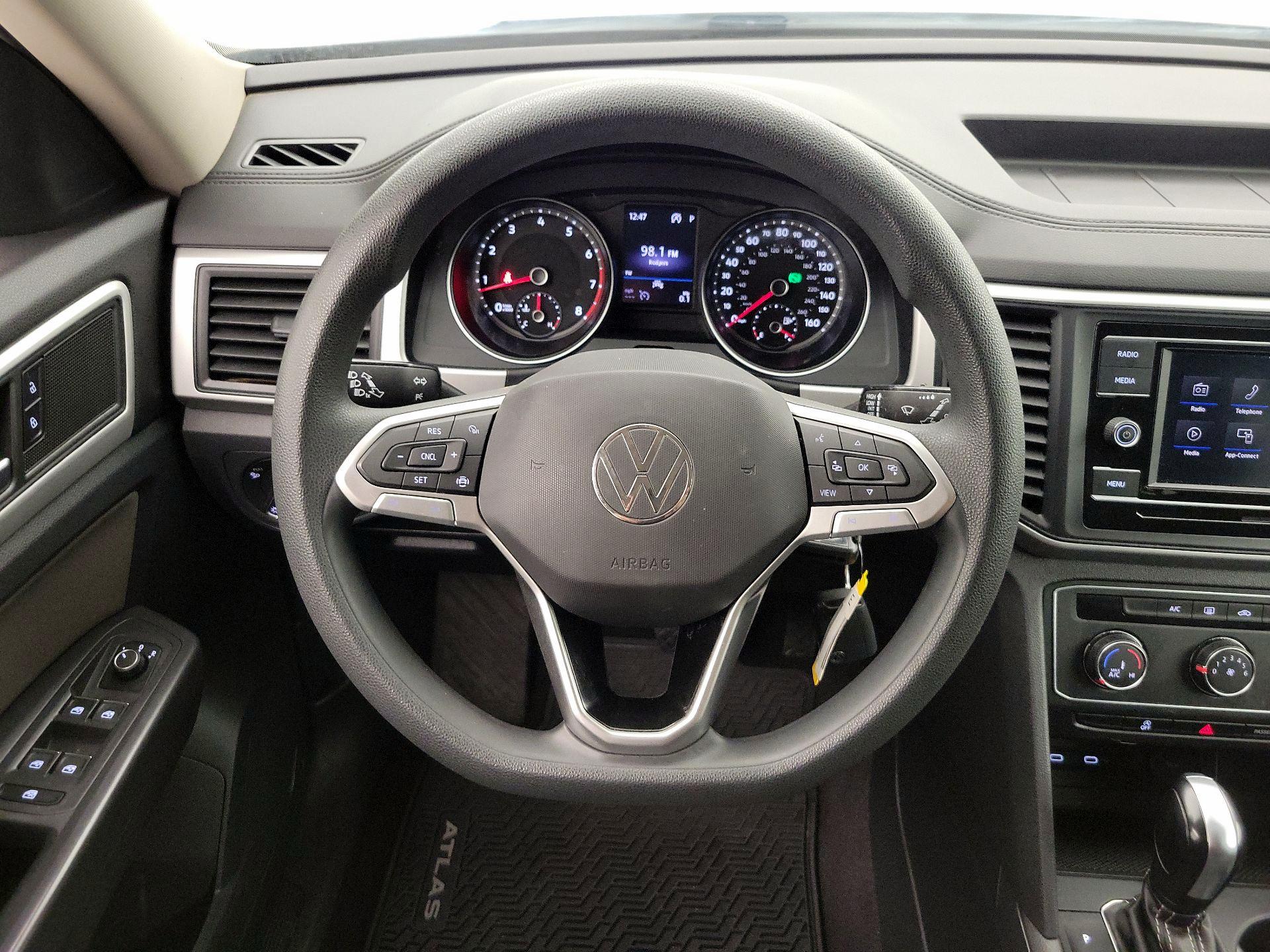 Thumbnail: 2021 Volkswagen Atlas - 10