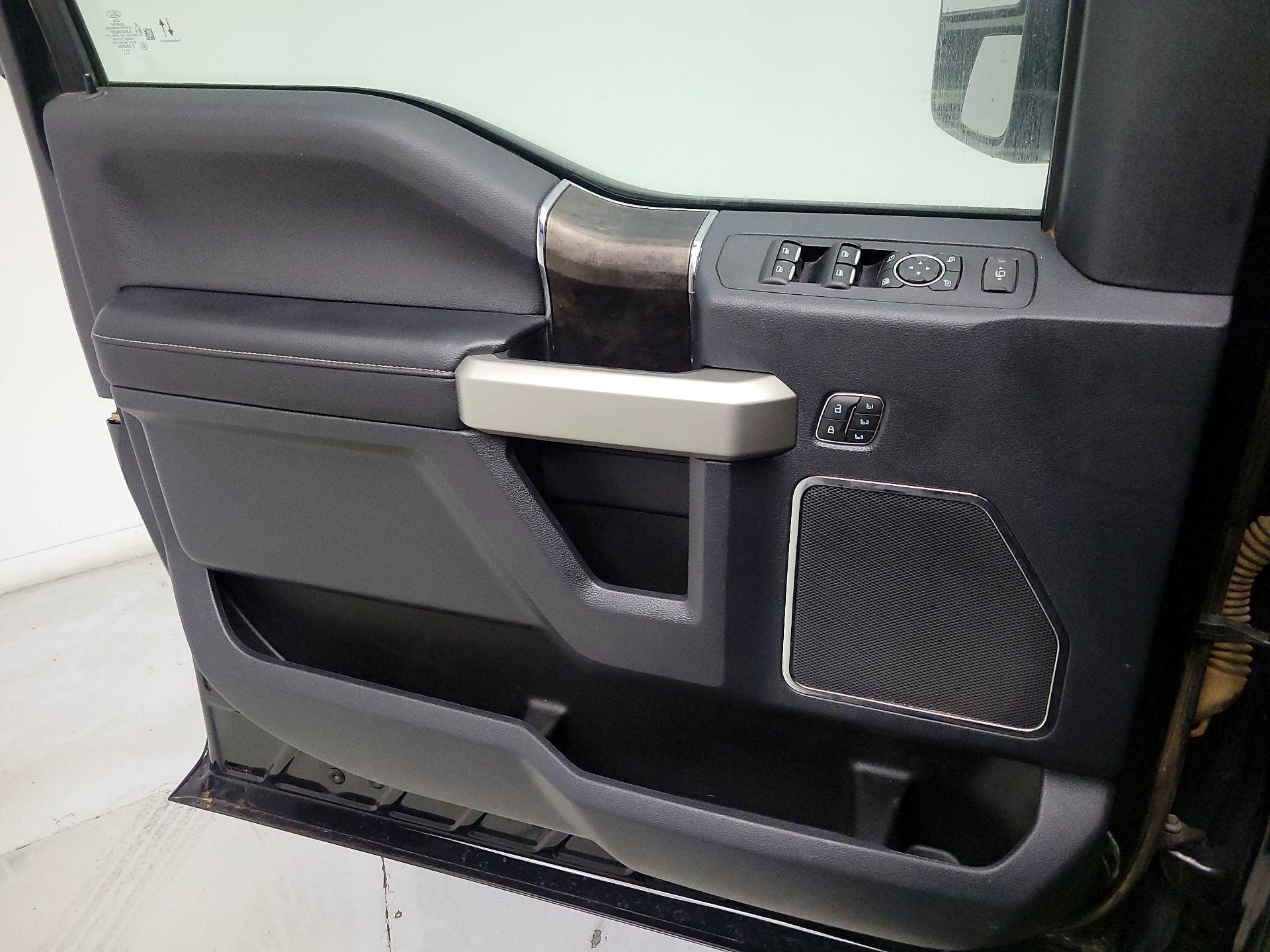 Thumbnail: 2022 Ford F-350 - 10