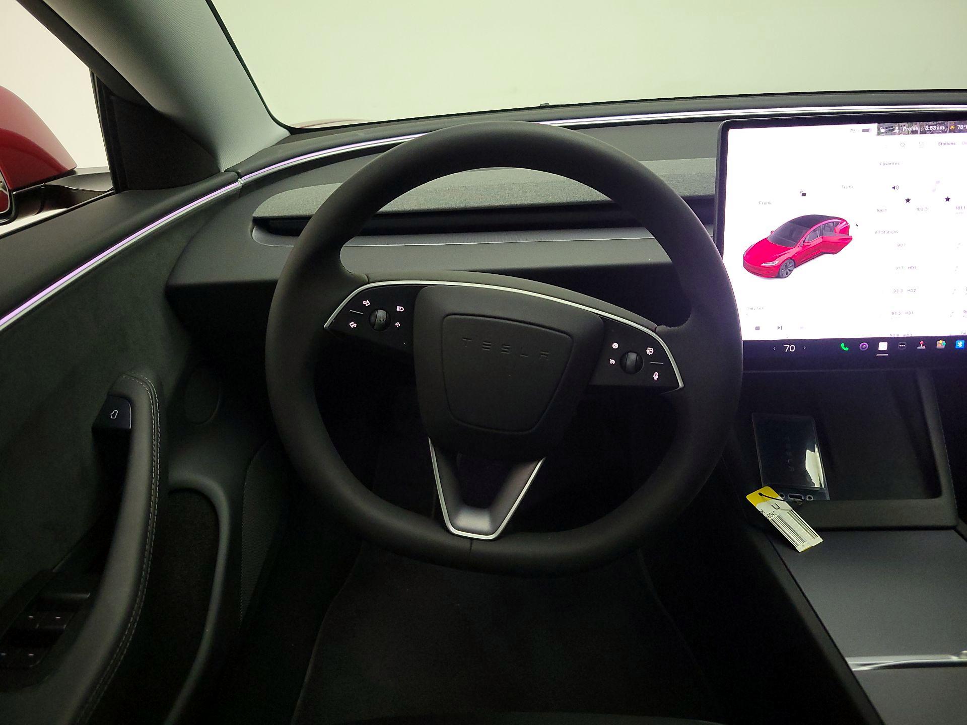 Thumbnail: 2025 Tesla Model 3 - 10