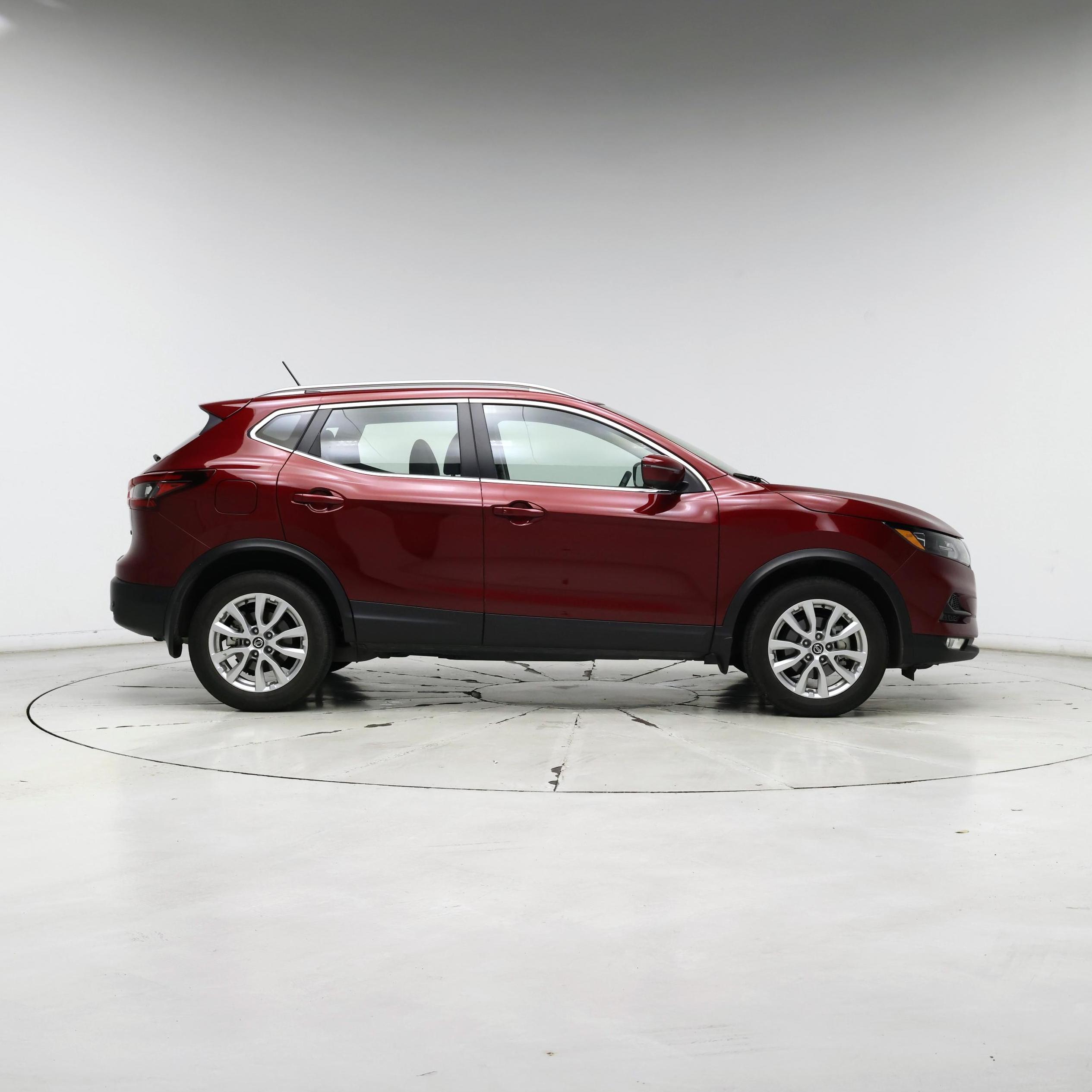 Thumbnail: 2022 Nissan Rogue Sport - 7