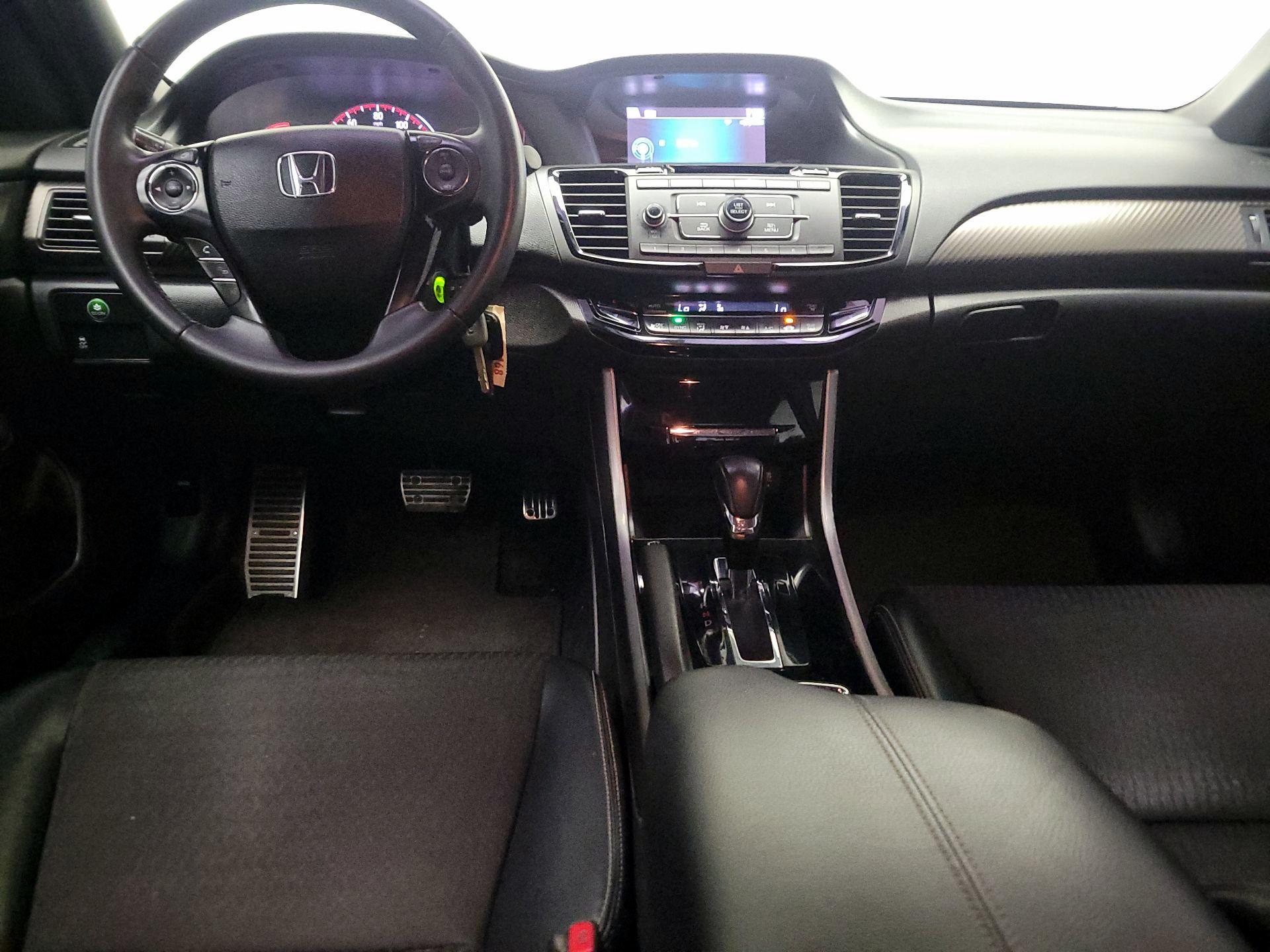 Thumbnail: 2017 Honda Accord - 9