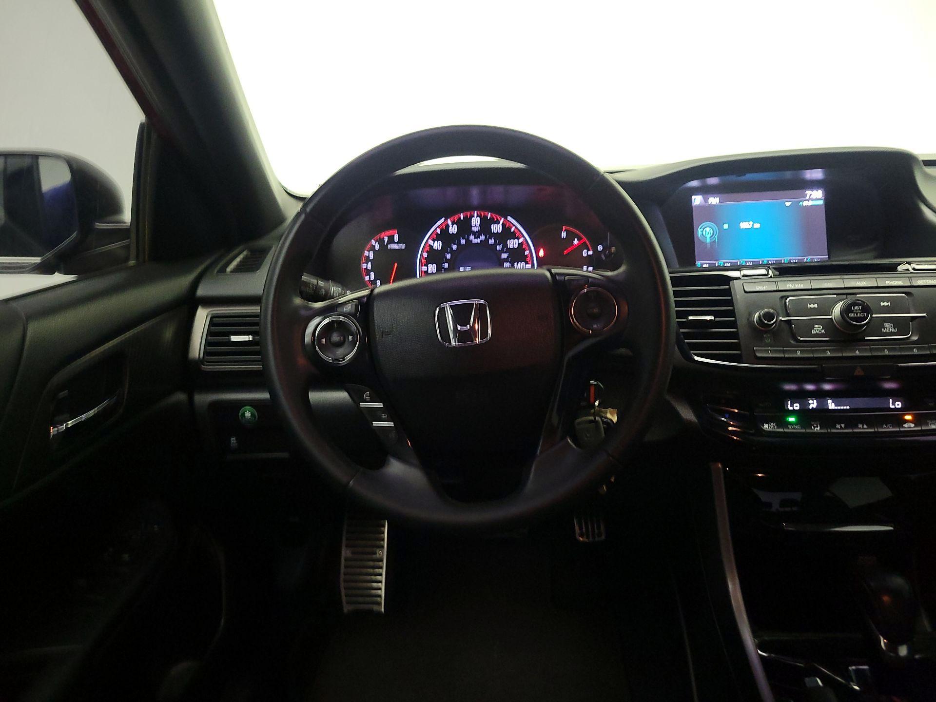 Thumbnail: 2017 Honda Accord - 10