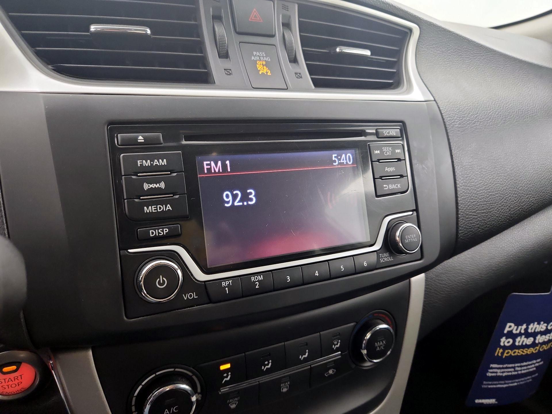 Thumbnail: 2015 Nissan Sentra - 15