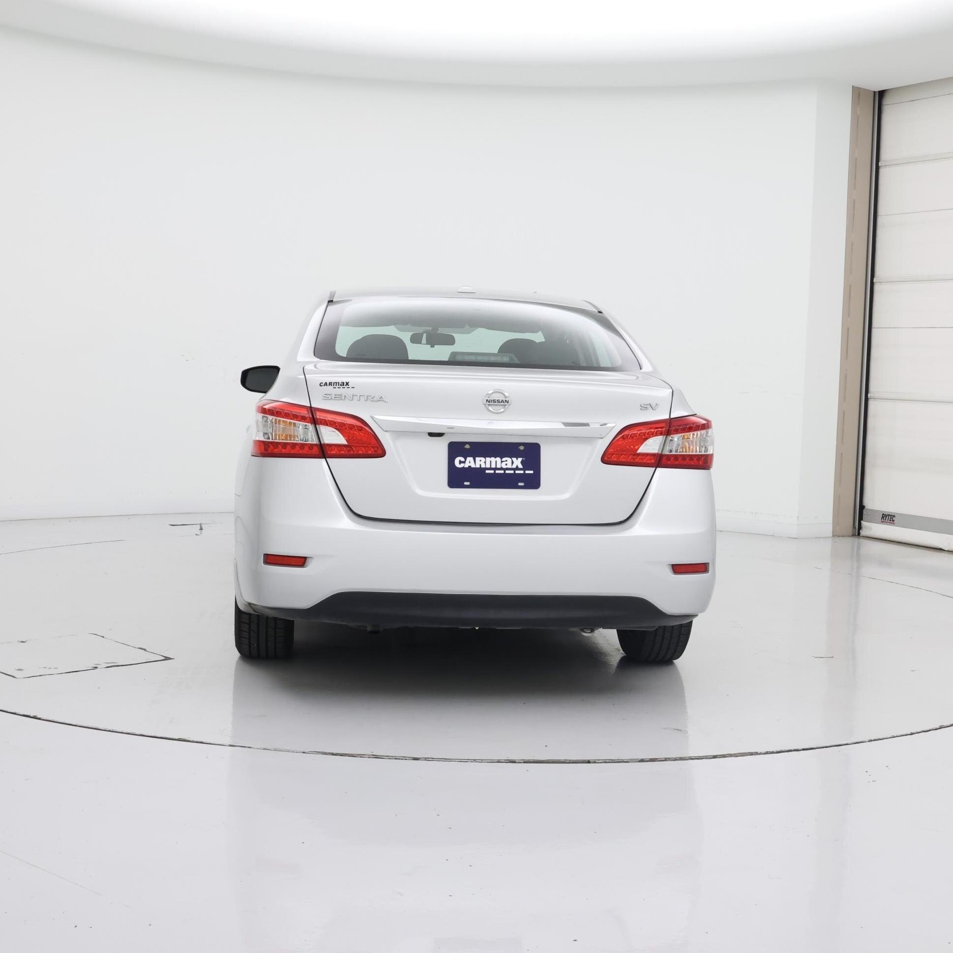 Thumbnail: 2015 Nissan Sentra - 6