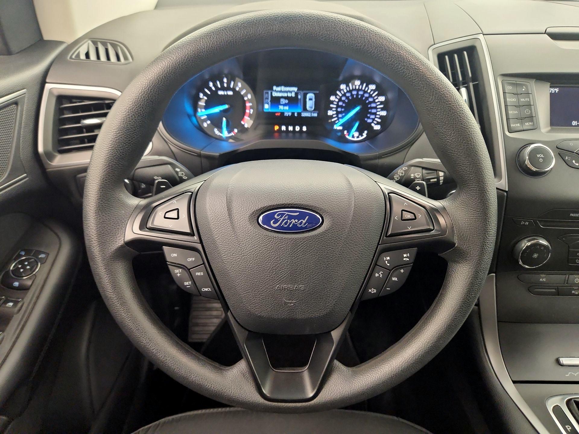 Thumbnail: 2016 Ford Edge - 10