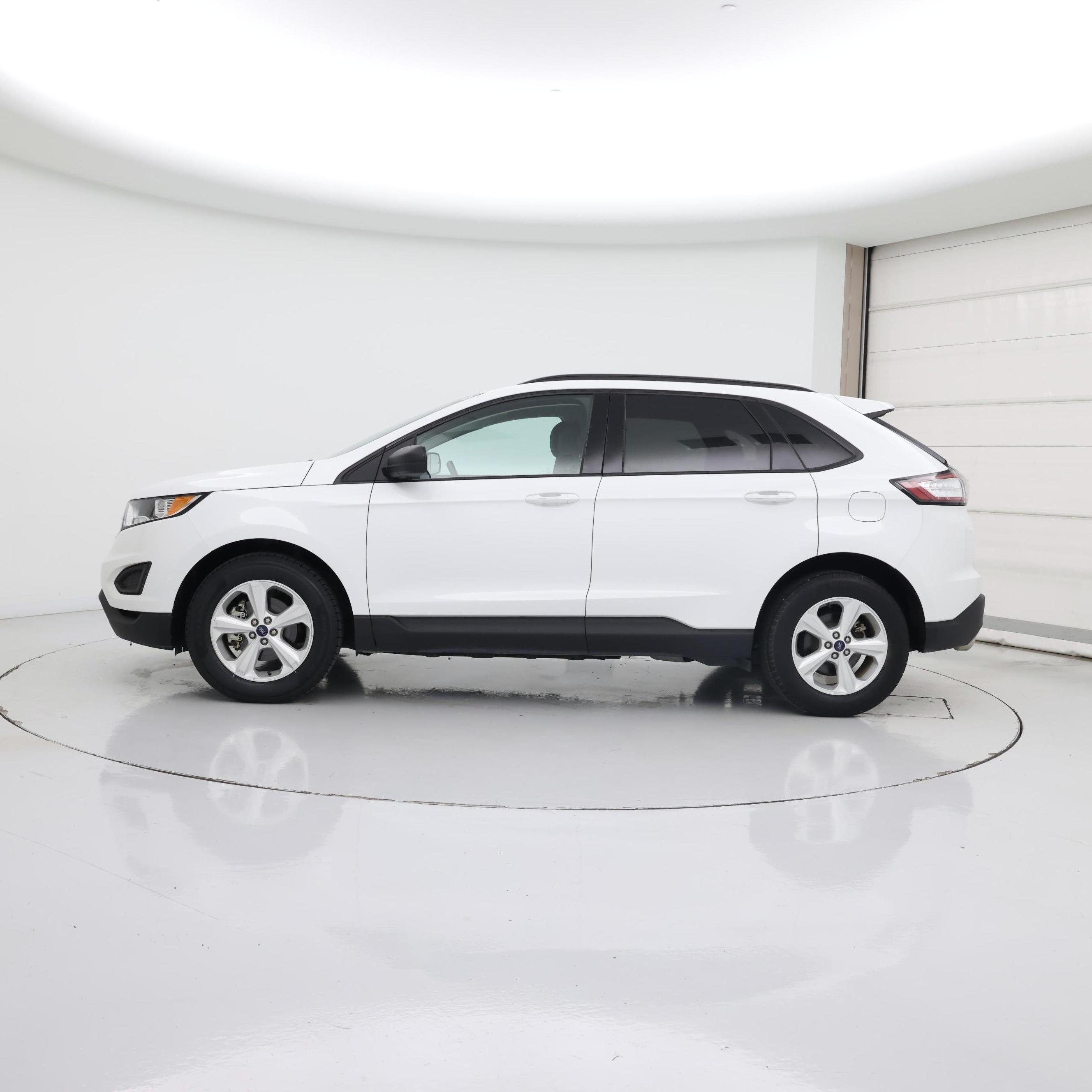 Thumbnail: 2016 Ford Edge - 3