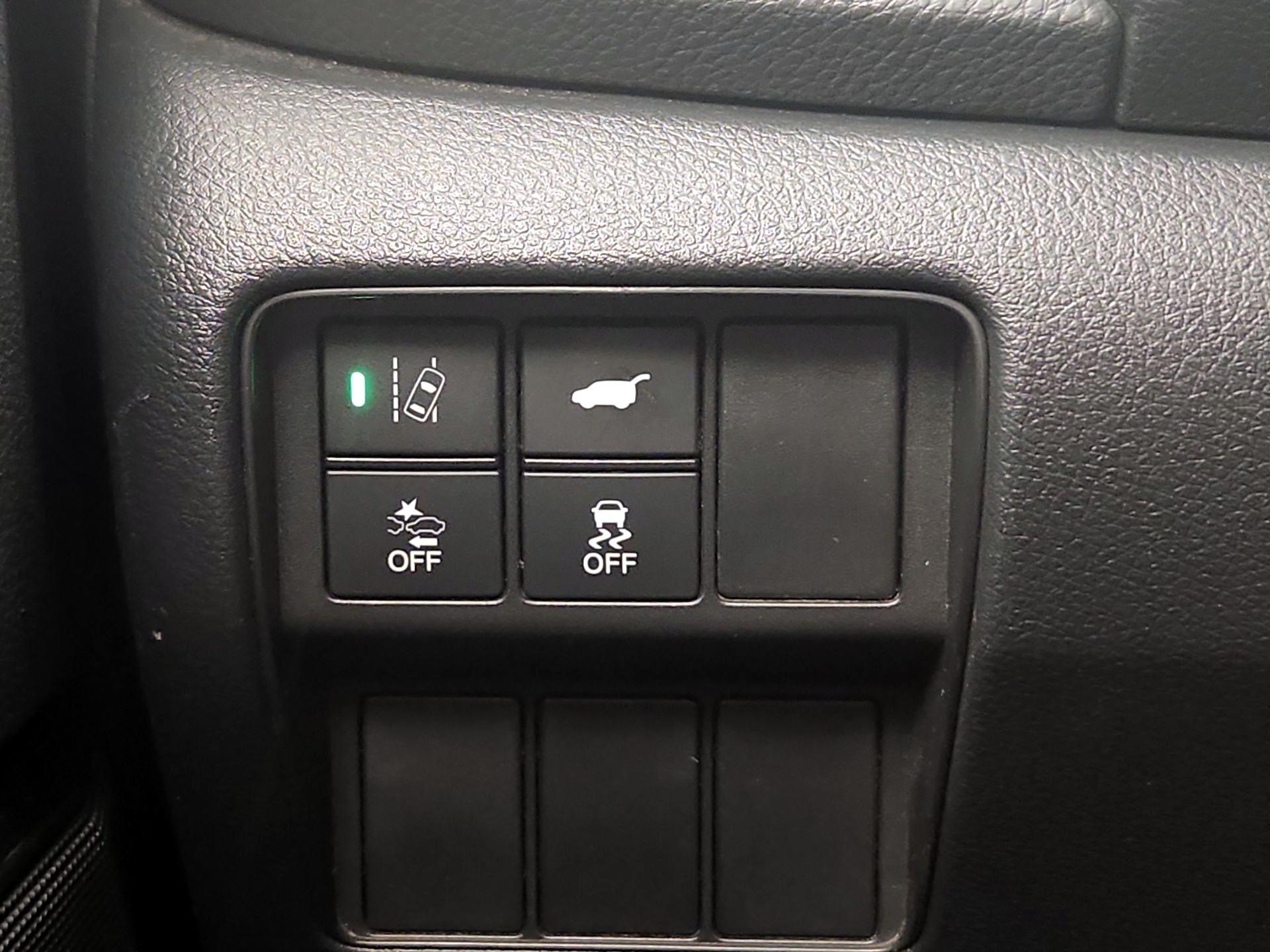 Thumbnail: 2018 Honda CR-V - 13