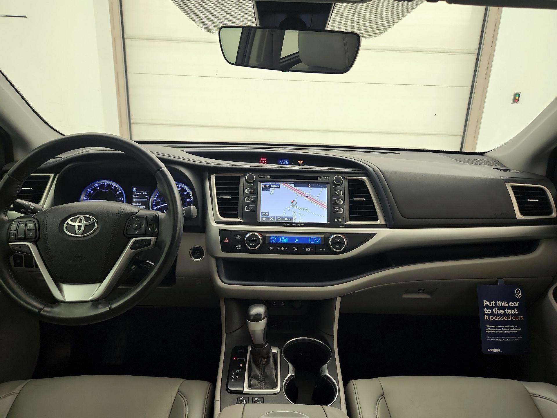 Thumbnail: 2019 Toyota Highlander - 9