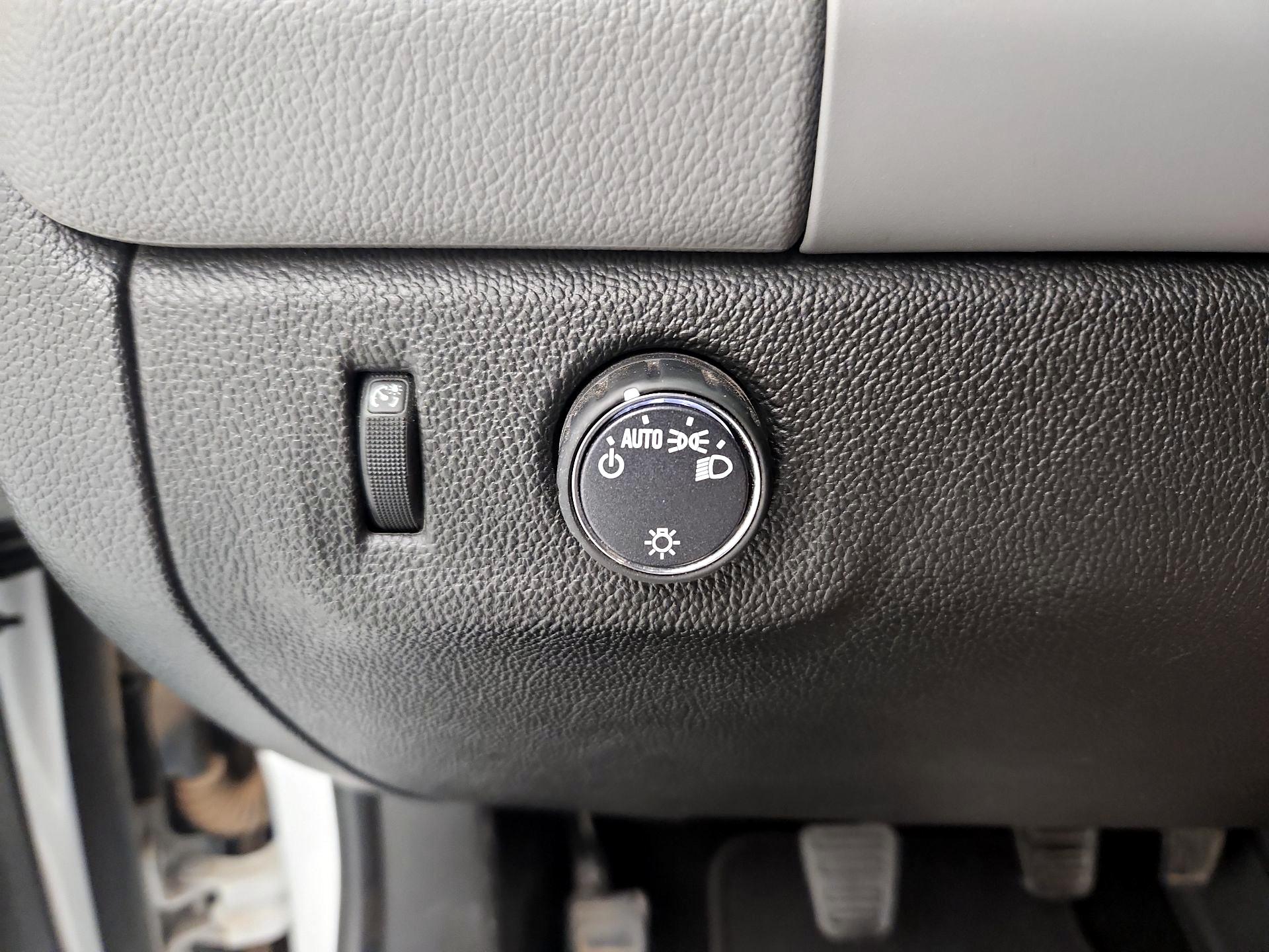 Thumbnail: 2018 Chevrolet Colorado - 13