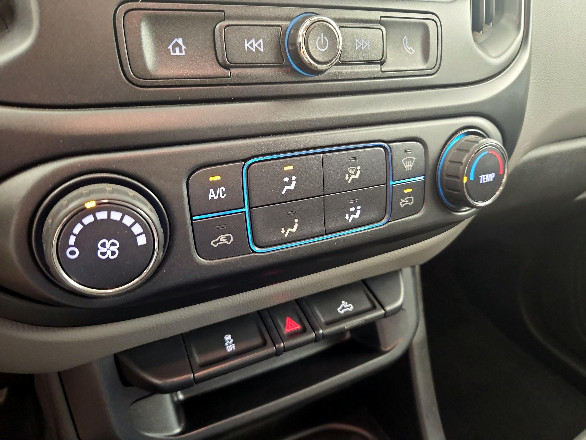 Thumbnail: 2018 Chevrolet Colorado - 16