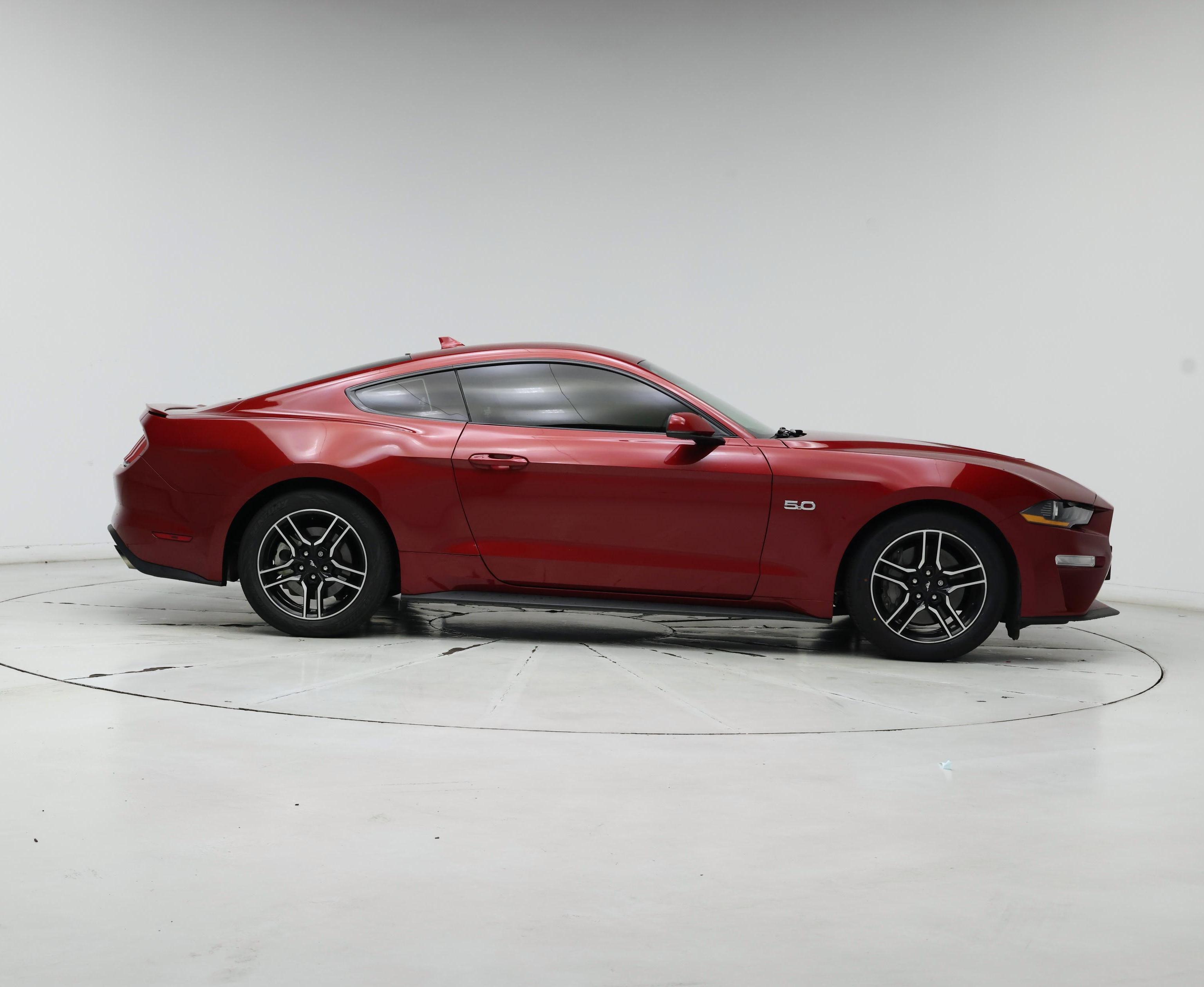Thumbnail: 2022 Ford Mustang - 7