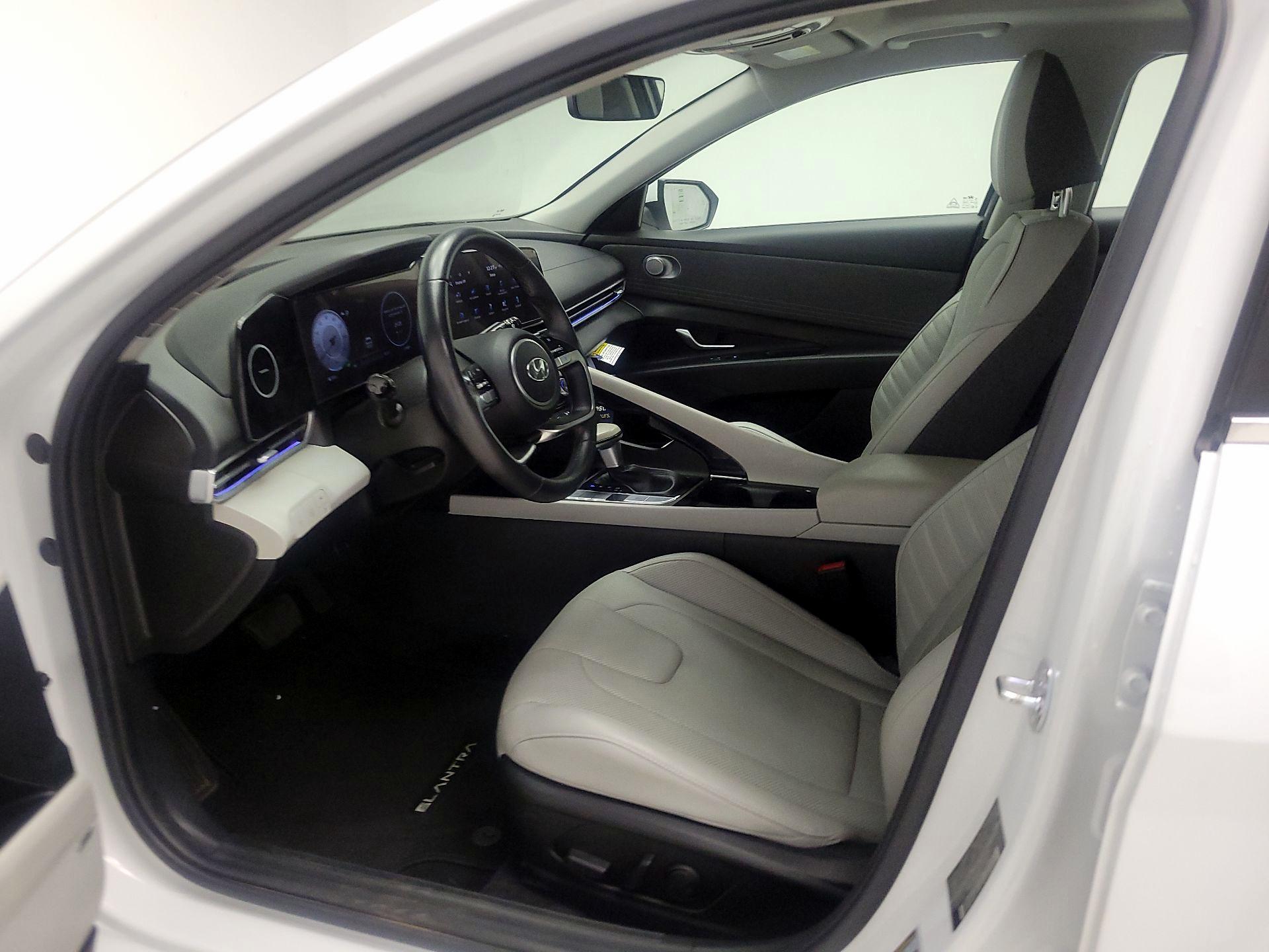 Thumbnail: 2023 Hyundai Elantra - 11
