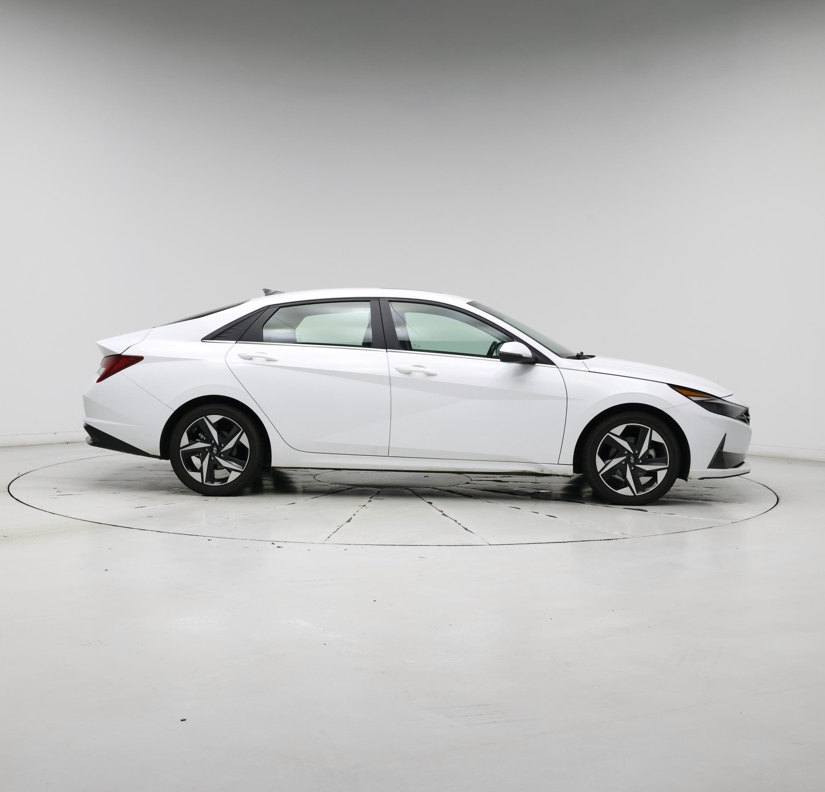 Thumbnail: 2023 Hyundai Elantra - 7