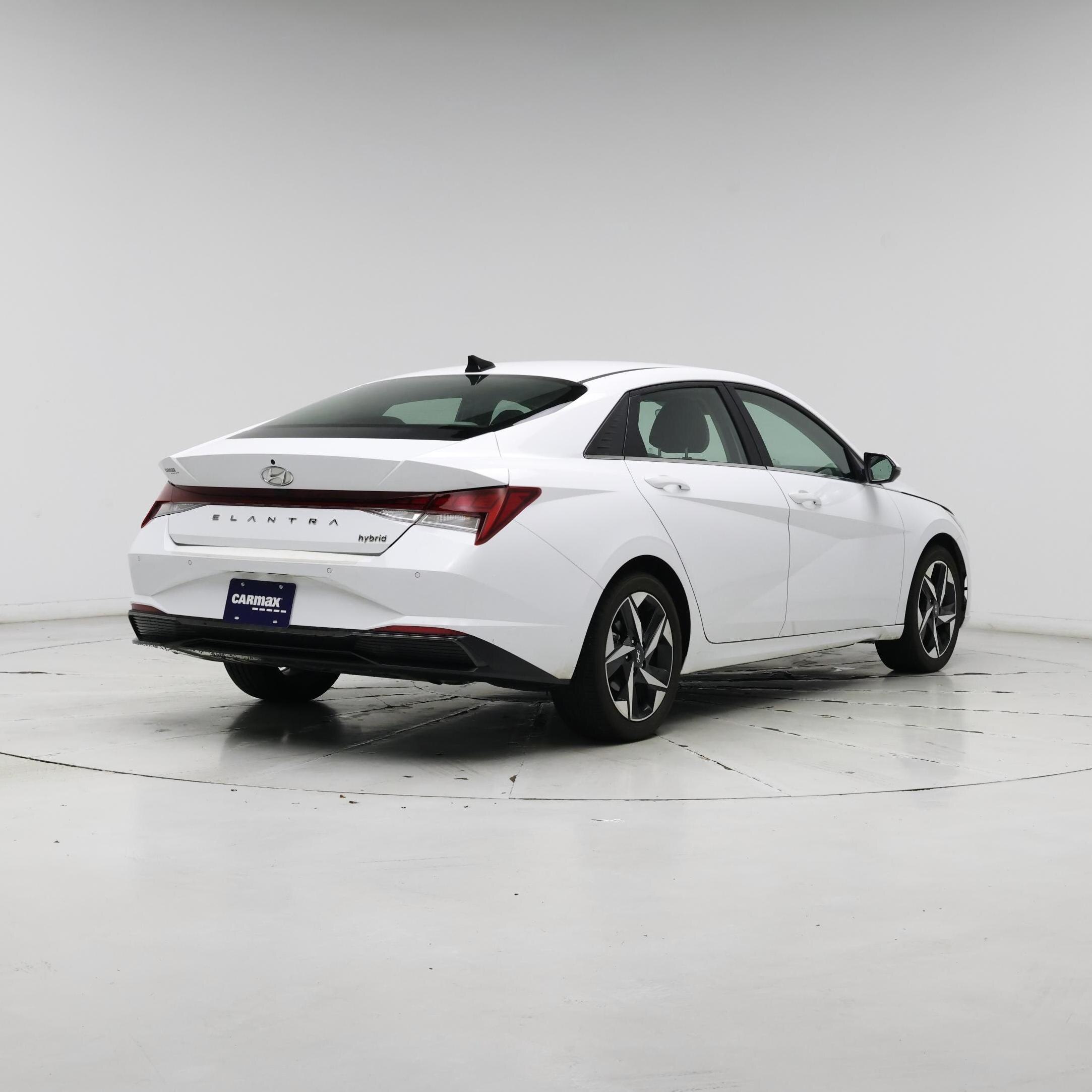 Thumbnail: 2023 Hyundai Elantra - 8