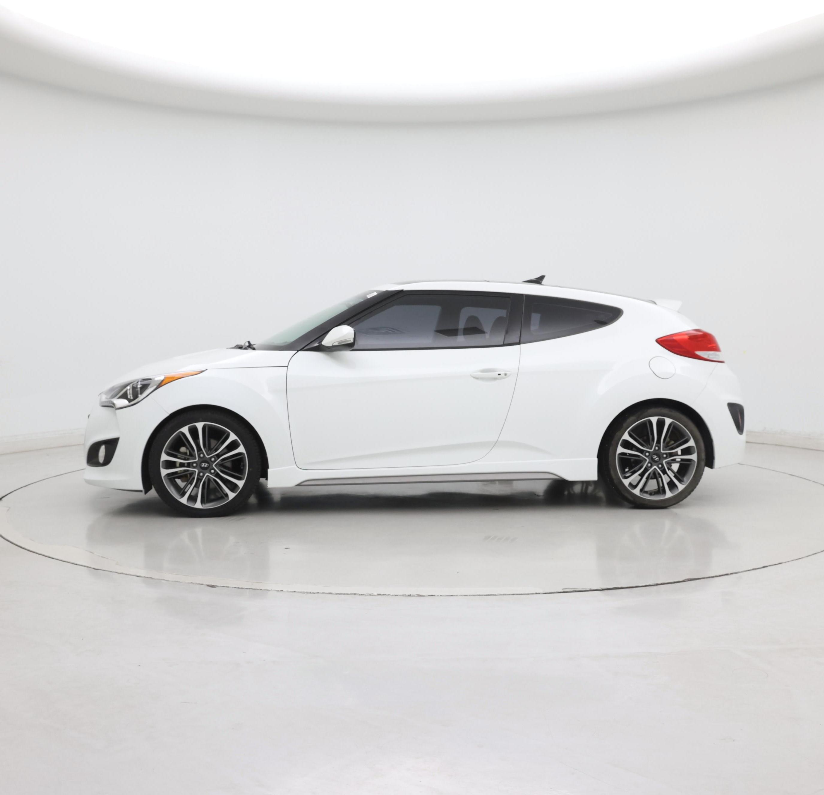 Thumbnail: 2016 Hyundai Veloster - 3