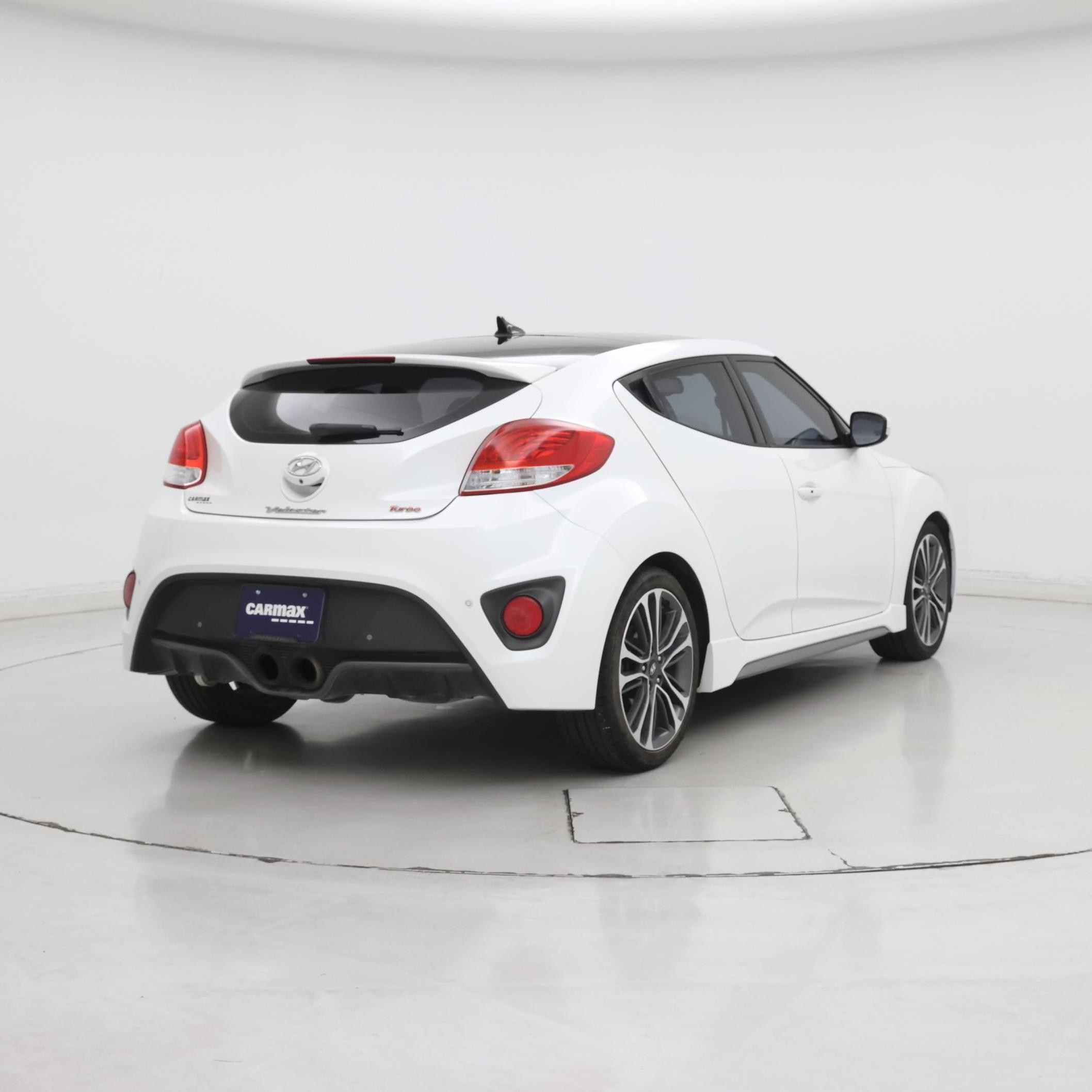 Thumbnail: 2016 Hyundai Veloster - 8