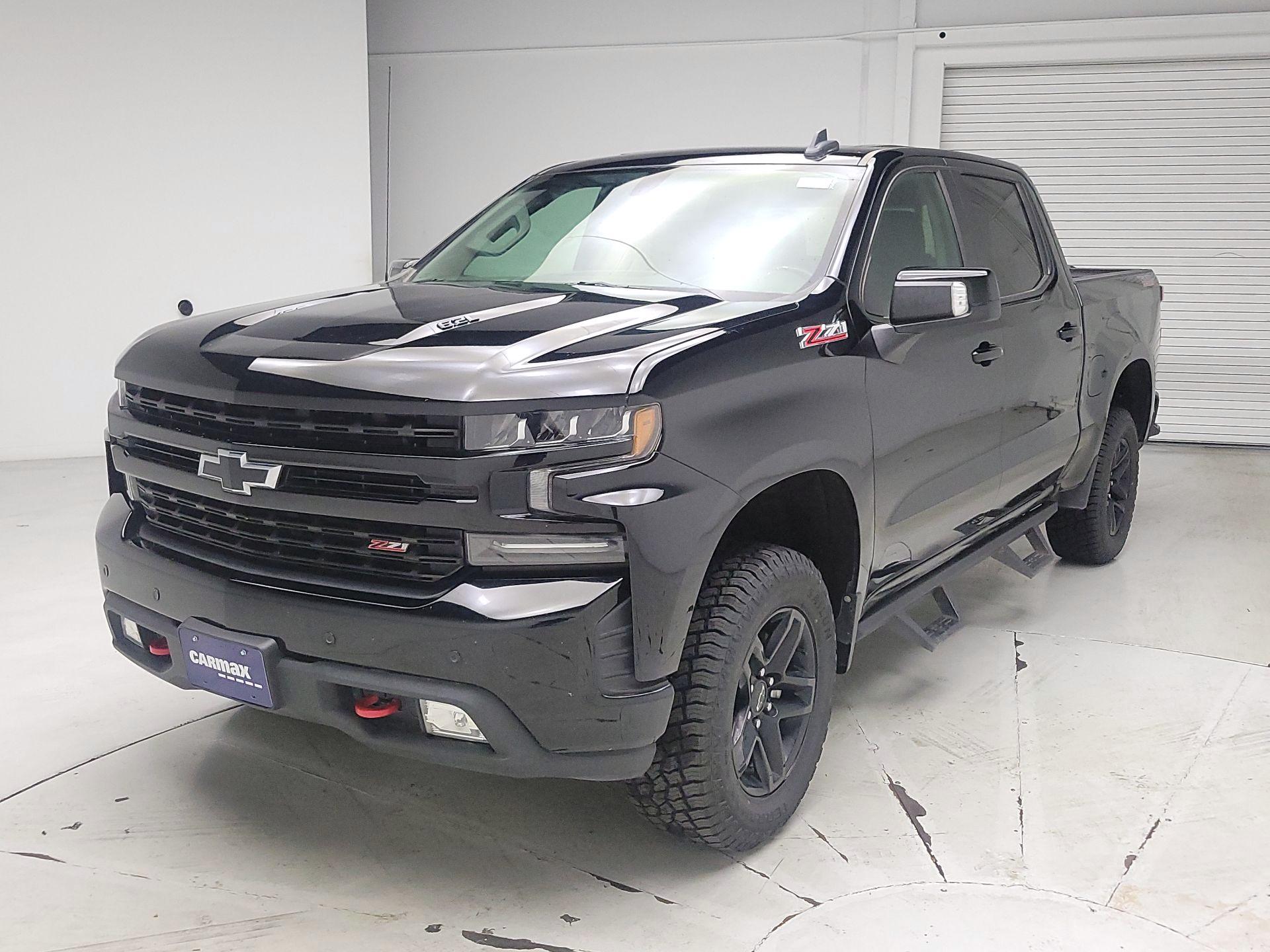 Thumbnail: 2020 Chevrolet Silverado 1500 - 3