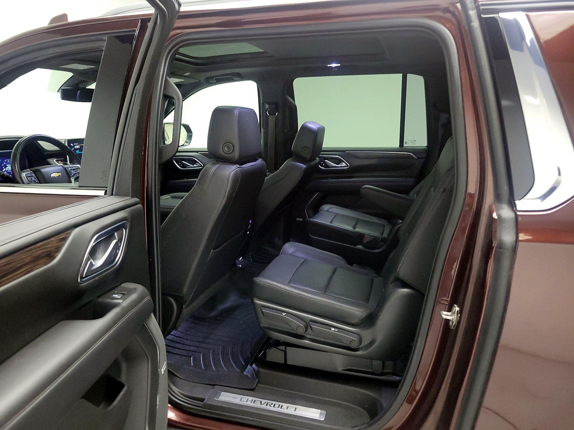 Thumbnail: 2022 Chevrolet Suburban - 20