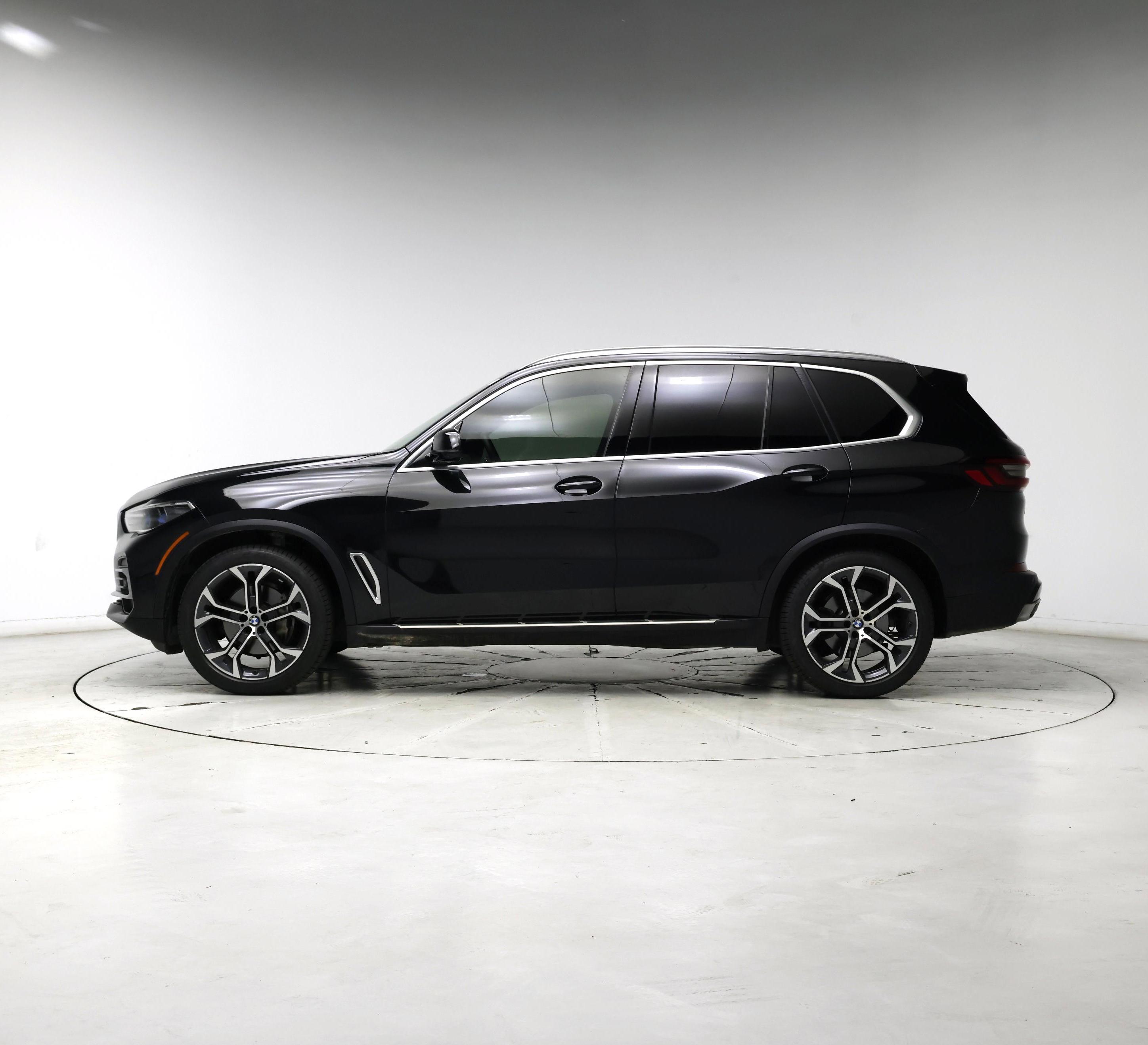 Thumbnail: 2023 BMW X5 - 3