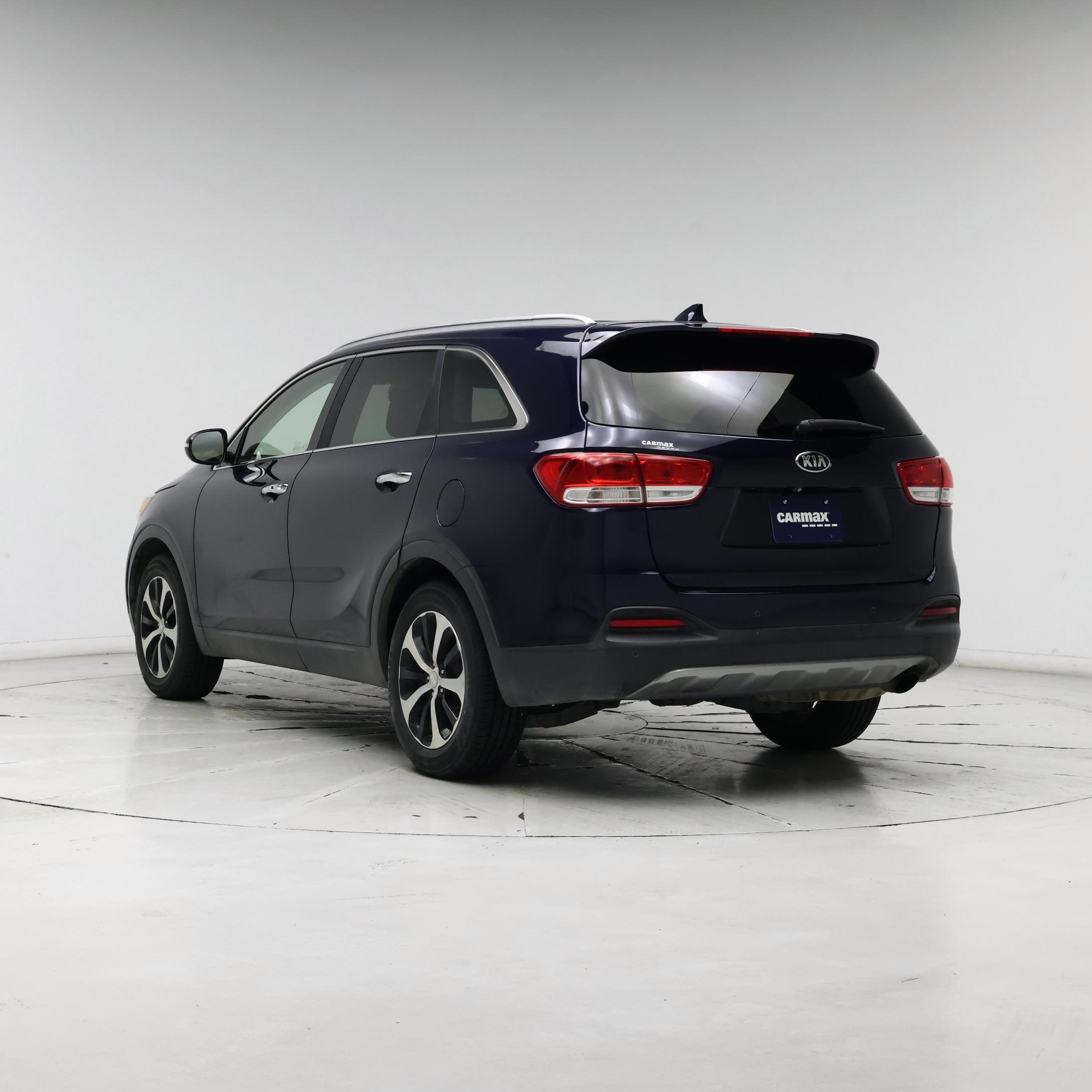 Thumbnail: 2016 Kia Sorento - 2