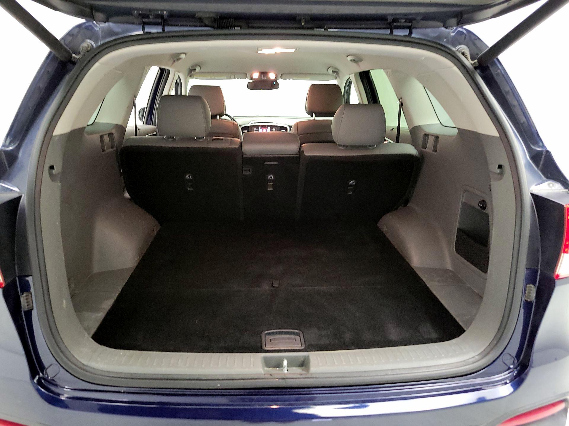 Thumbnail: 2016 Kia Sorento - 19