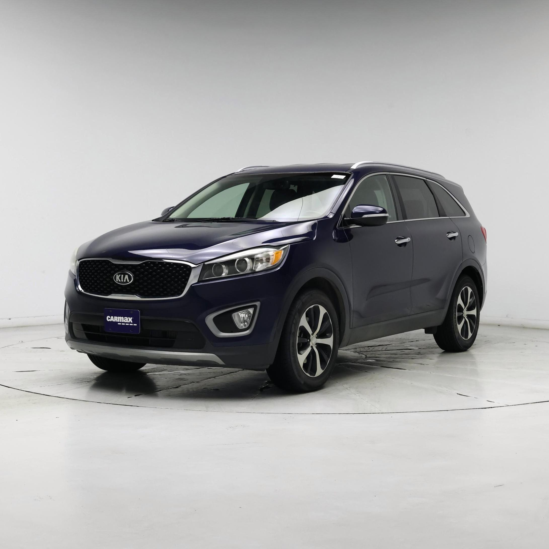 Thumbnail: 2016 Kia Sorento - 4