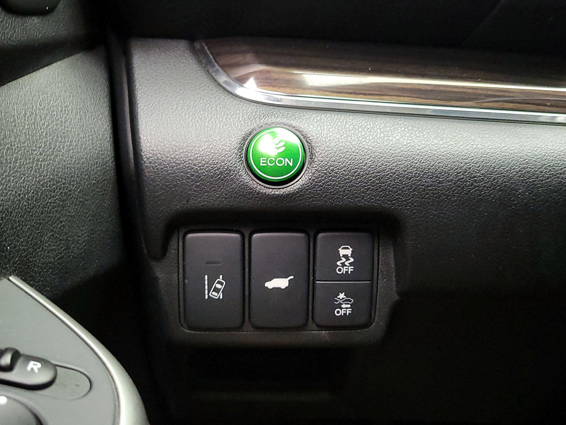 Thumbnail: 2016 Honda CR-V - 13