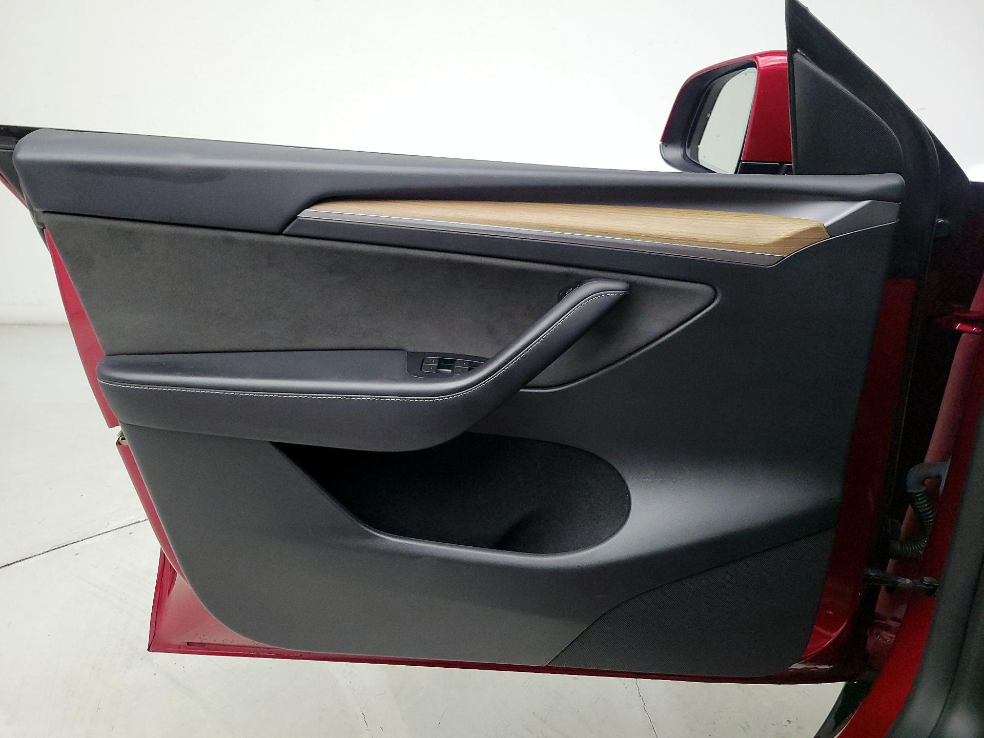 Thumbnail: 2024 Tesla Model Y - 12