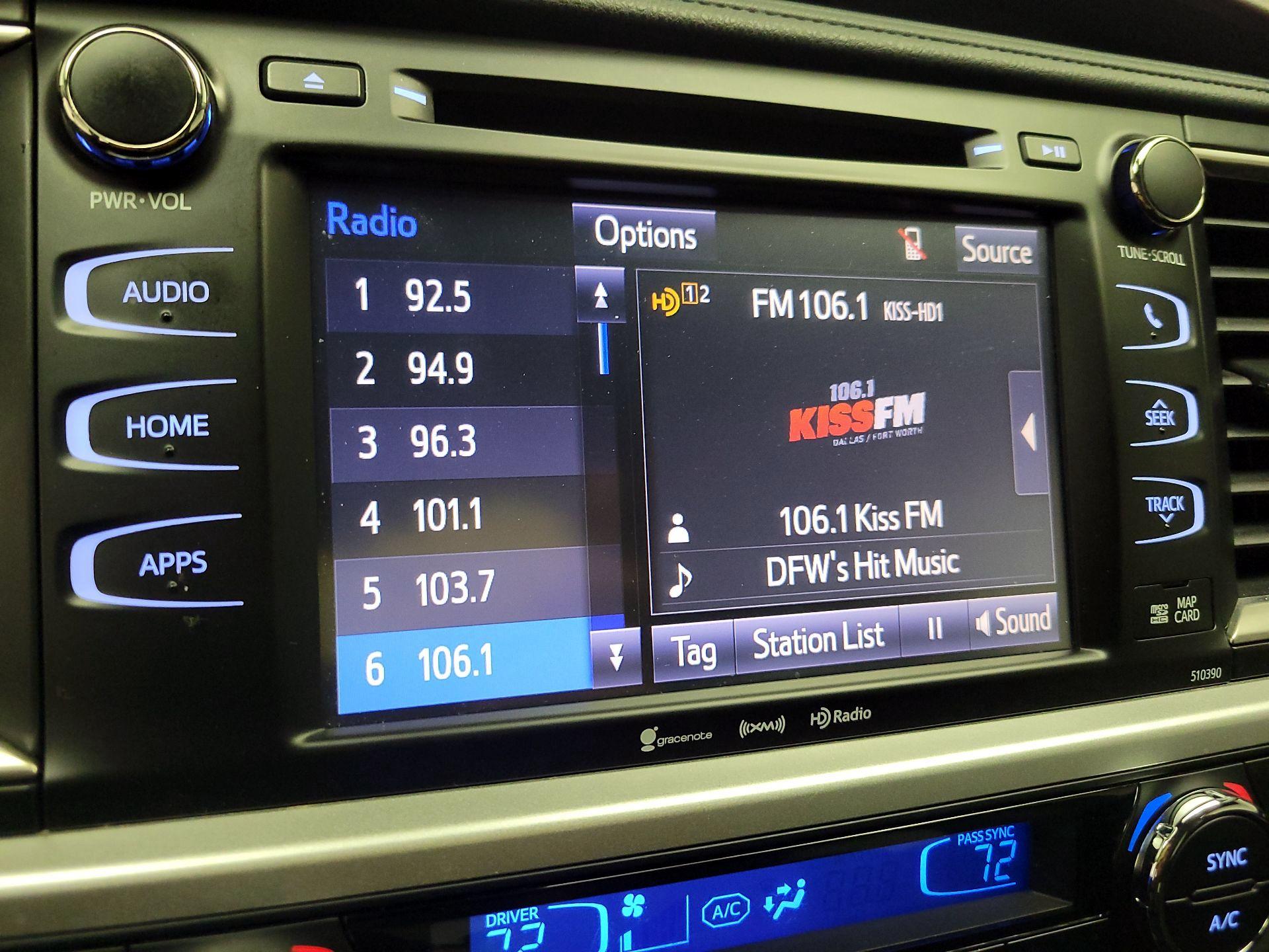 Thumbnail: 2019 Toyota Highlander - 15