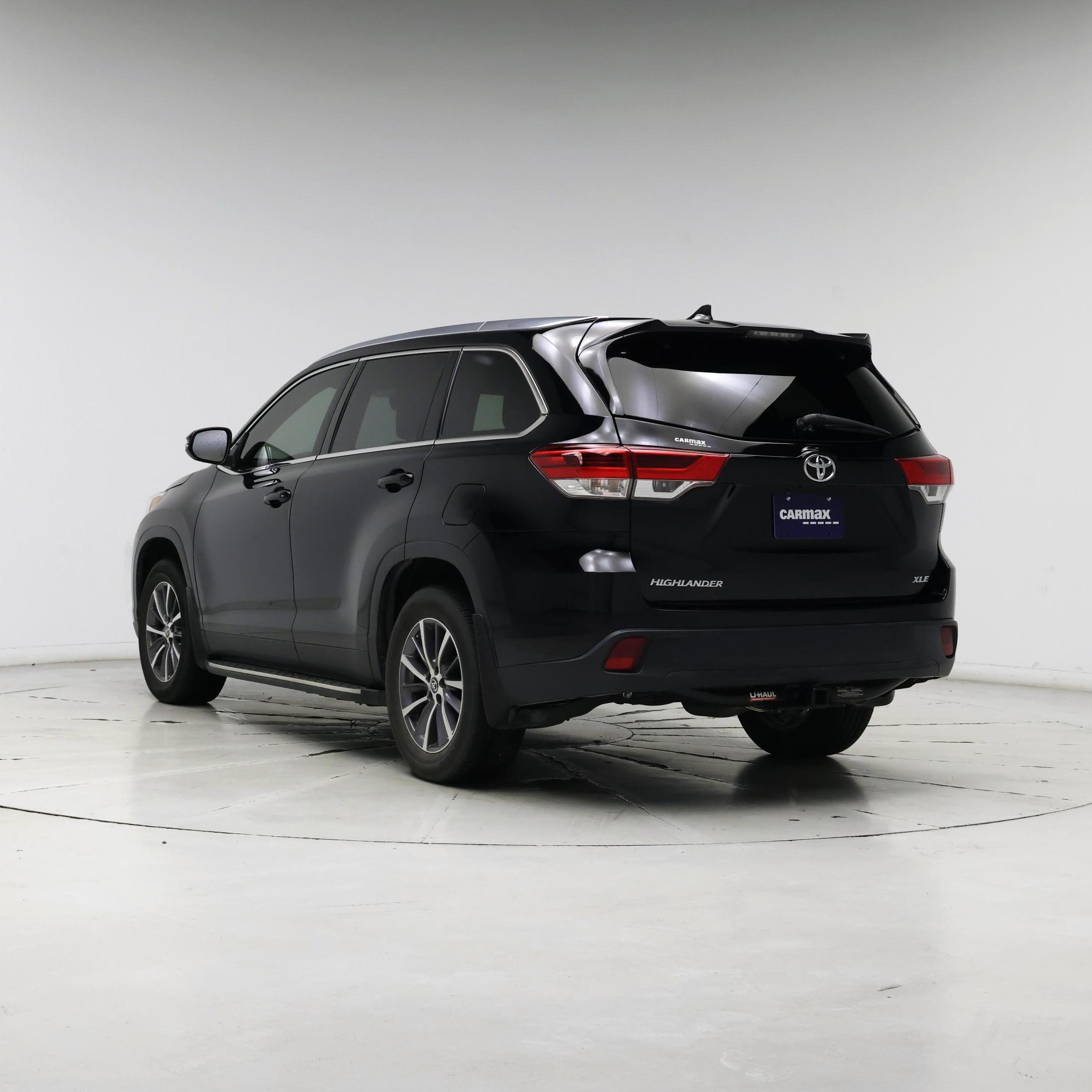 Thumbnail: 2019 Toyota Highlander - 2