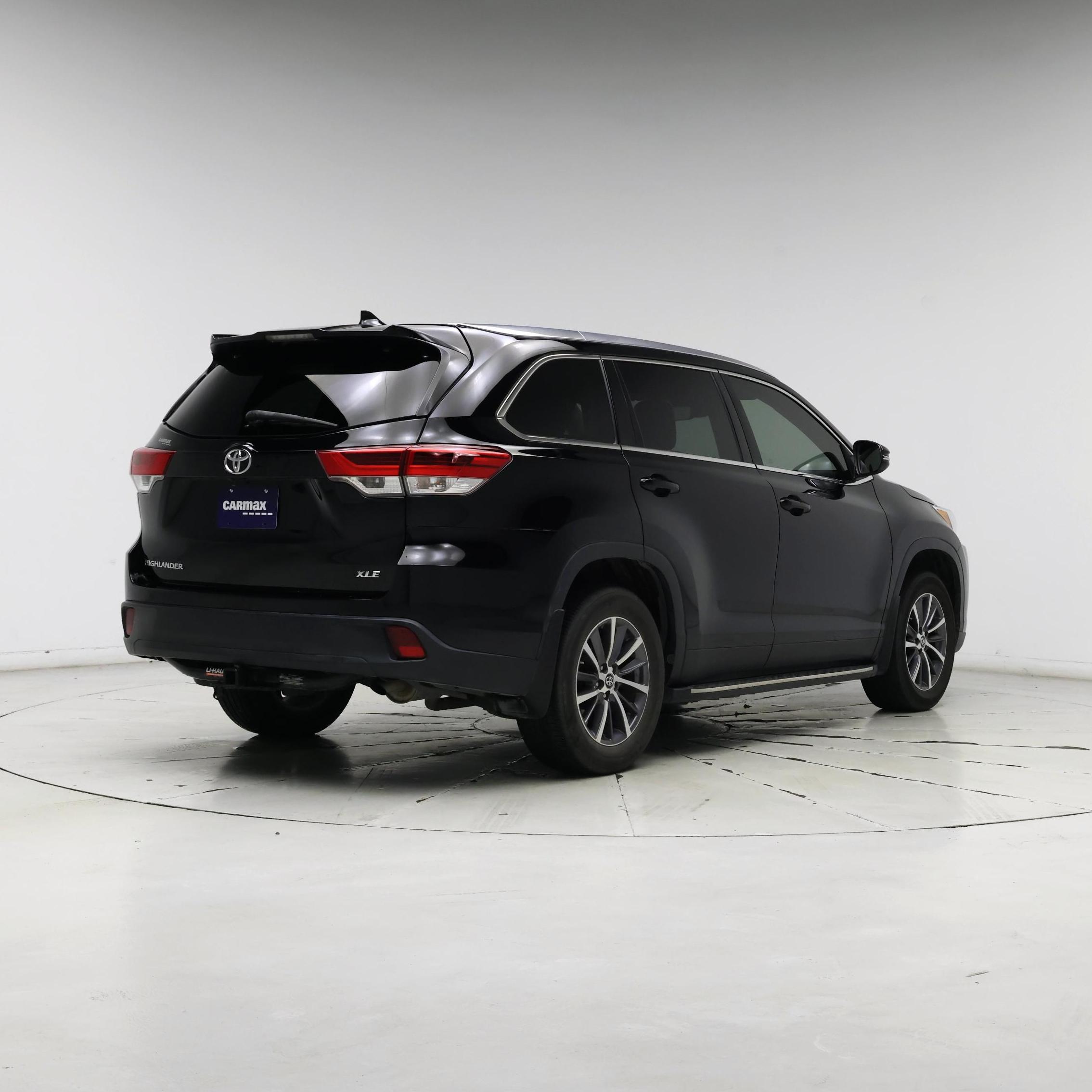 Thumbnail: 2019 Toyota Highlander - 8